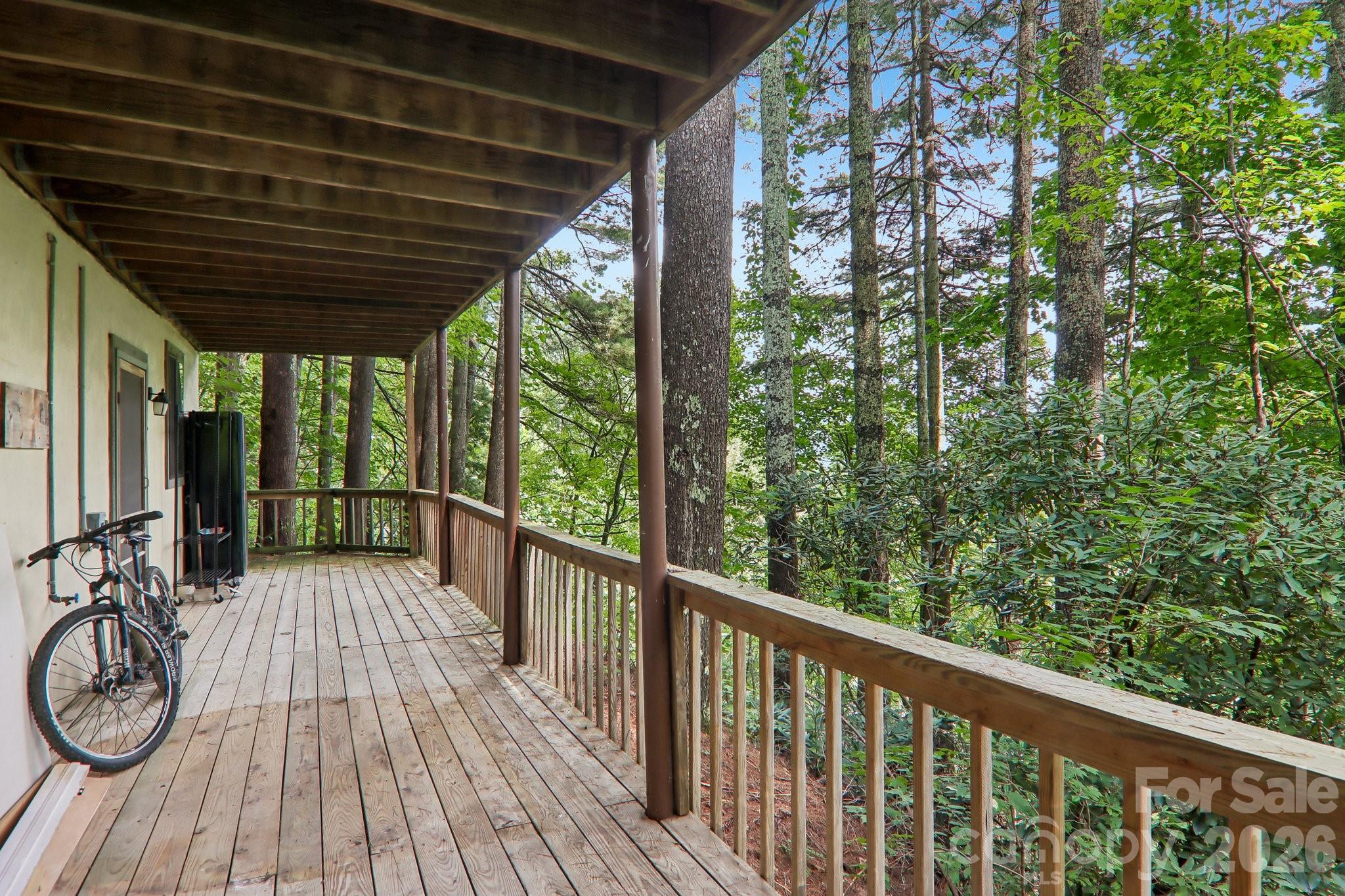 21 Wild Bird Lane — Maggie Valley
