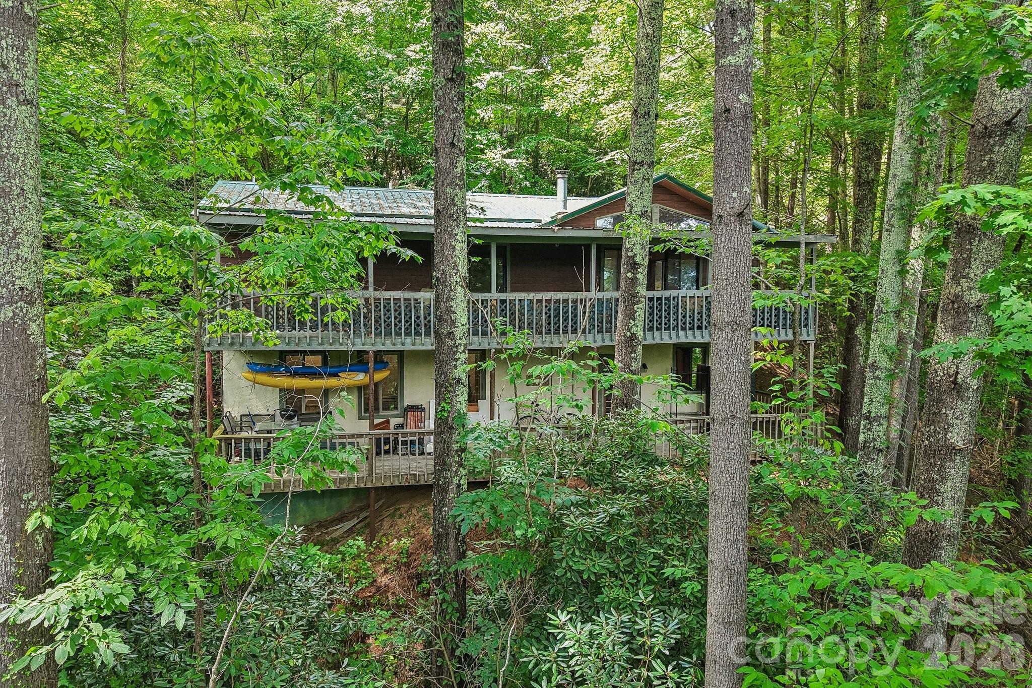 21 Wild Bird Lane — Maggie Valley