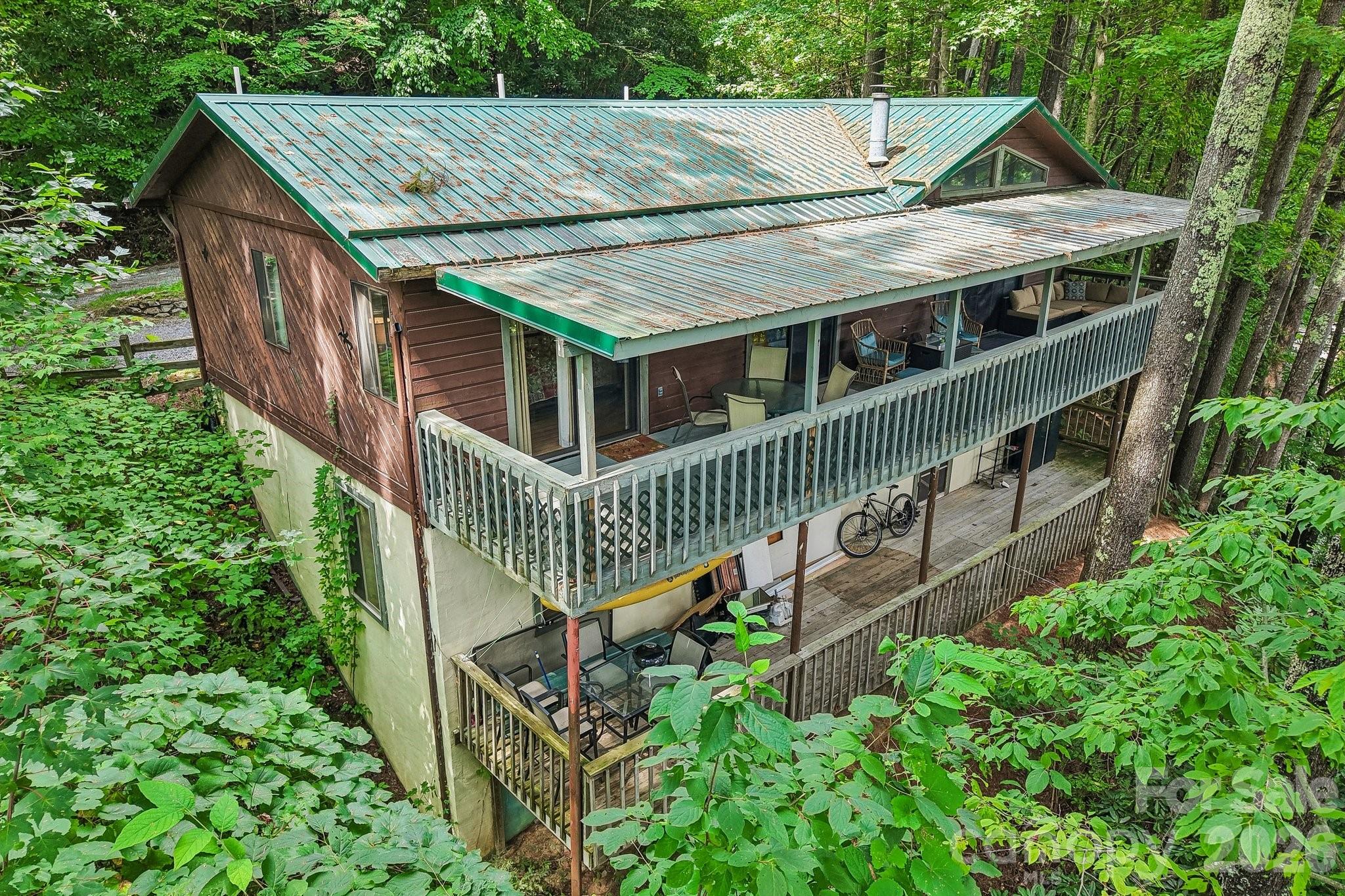 21 Wild Bird Lane — Maggie Valley