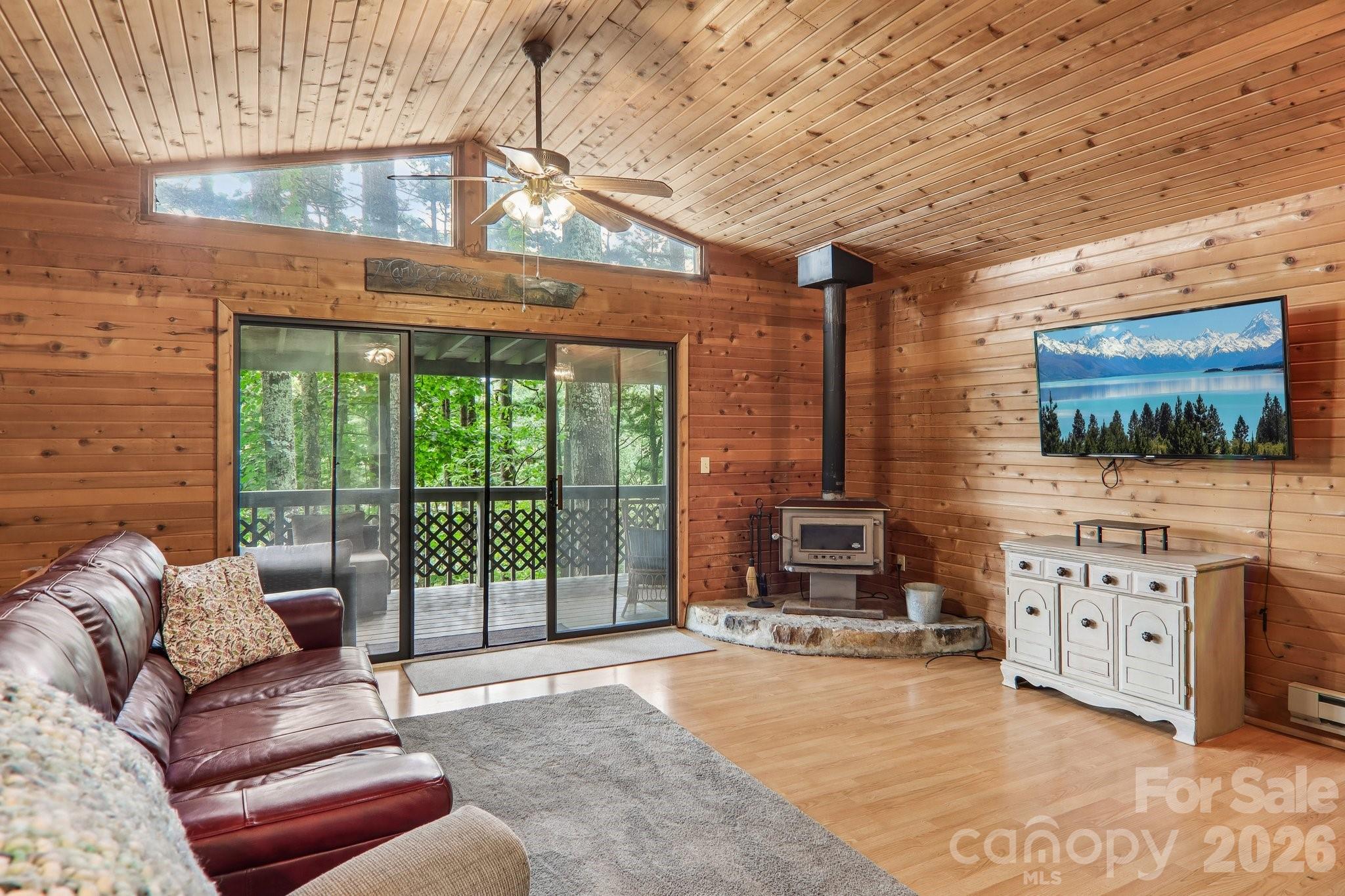 21 Wild Bird Lane — Maggie Valley