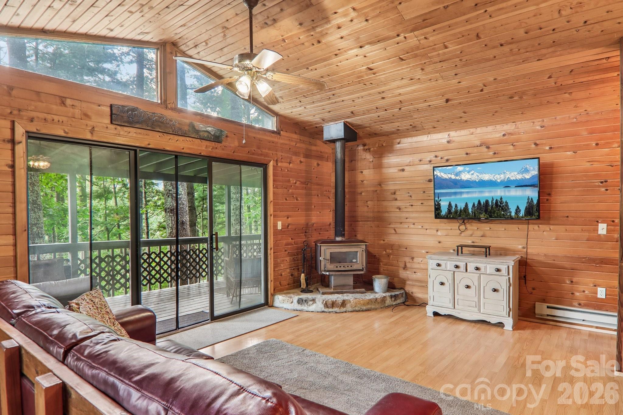 21 Wild Bird Lane — Maggie Valley