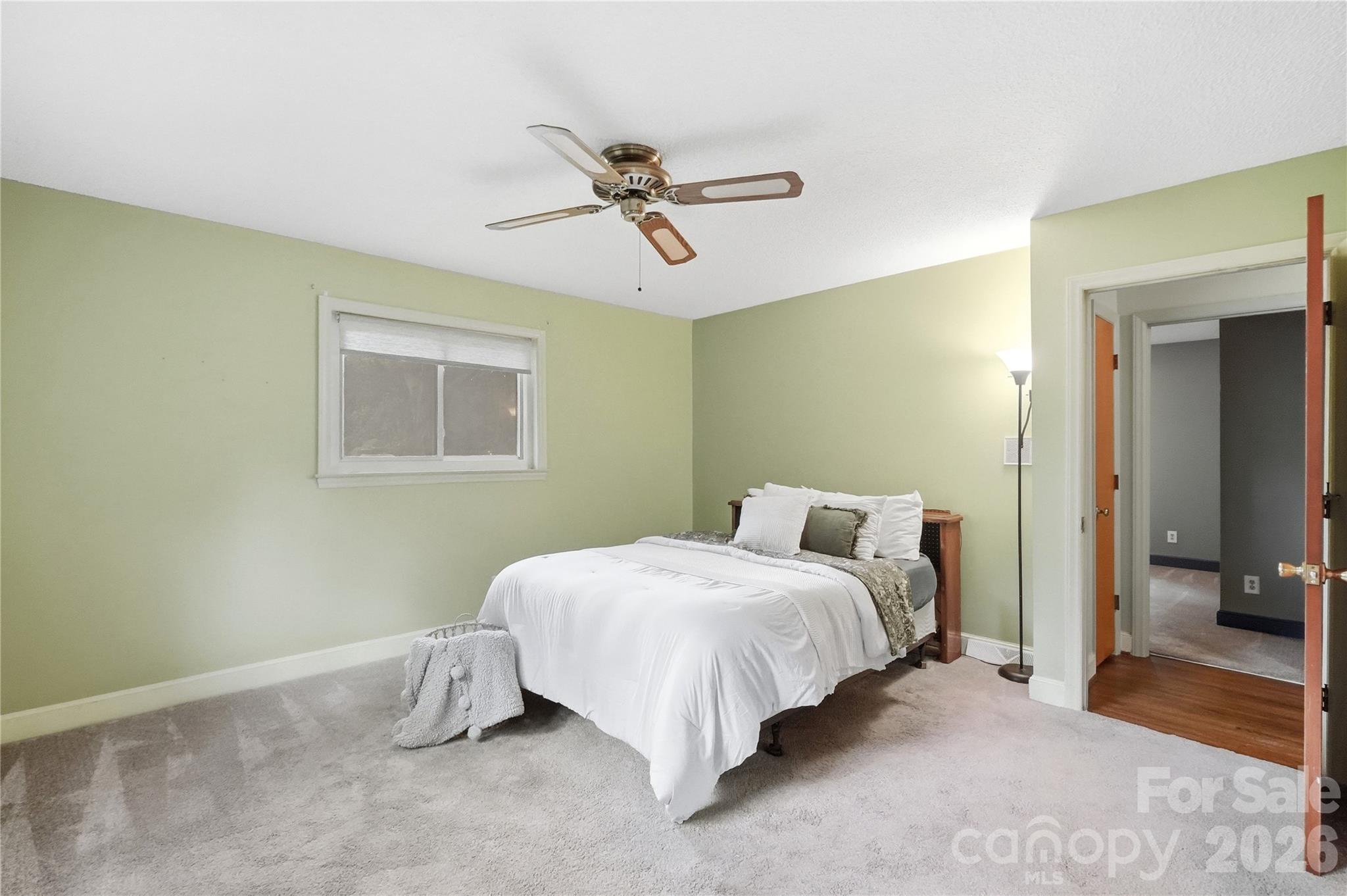 4819 Carousel Drive — Charlotte