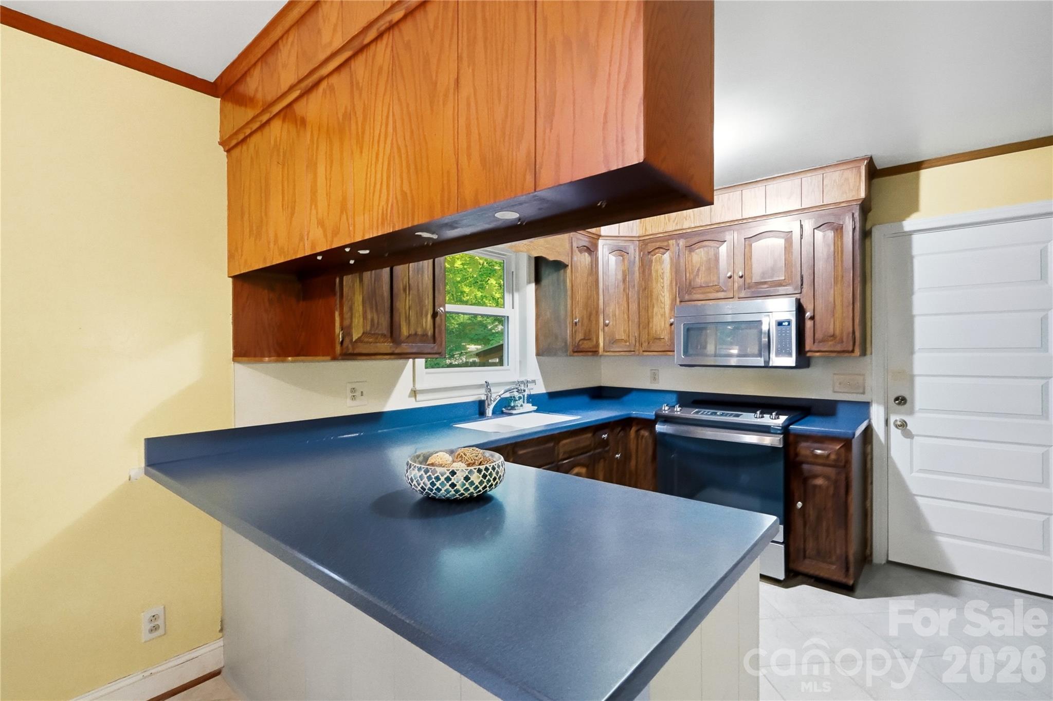4819 Carousel Drive — Charlotte