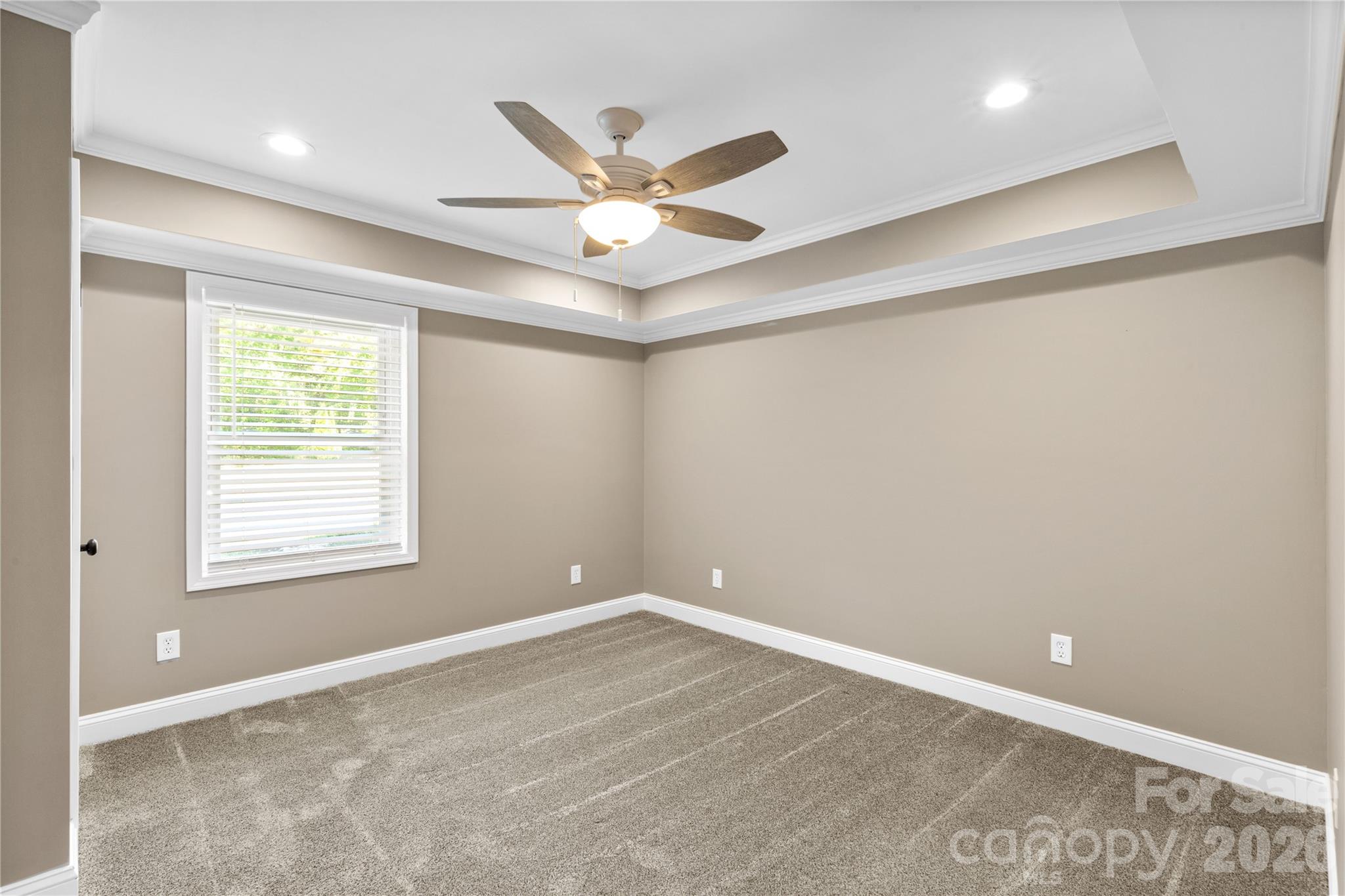 613 W Doc Garris Road — Lancaster