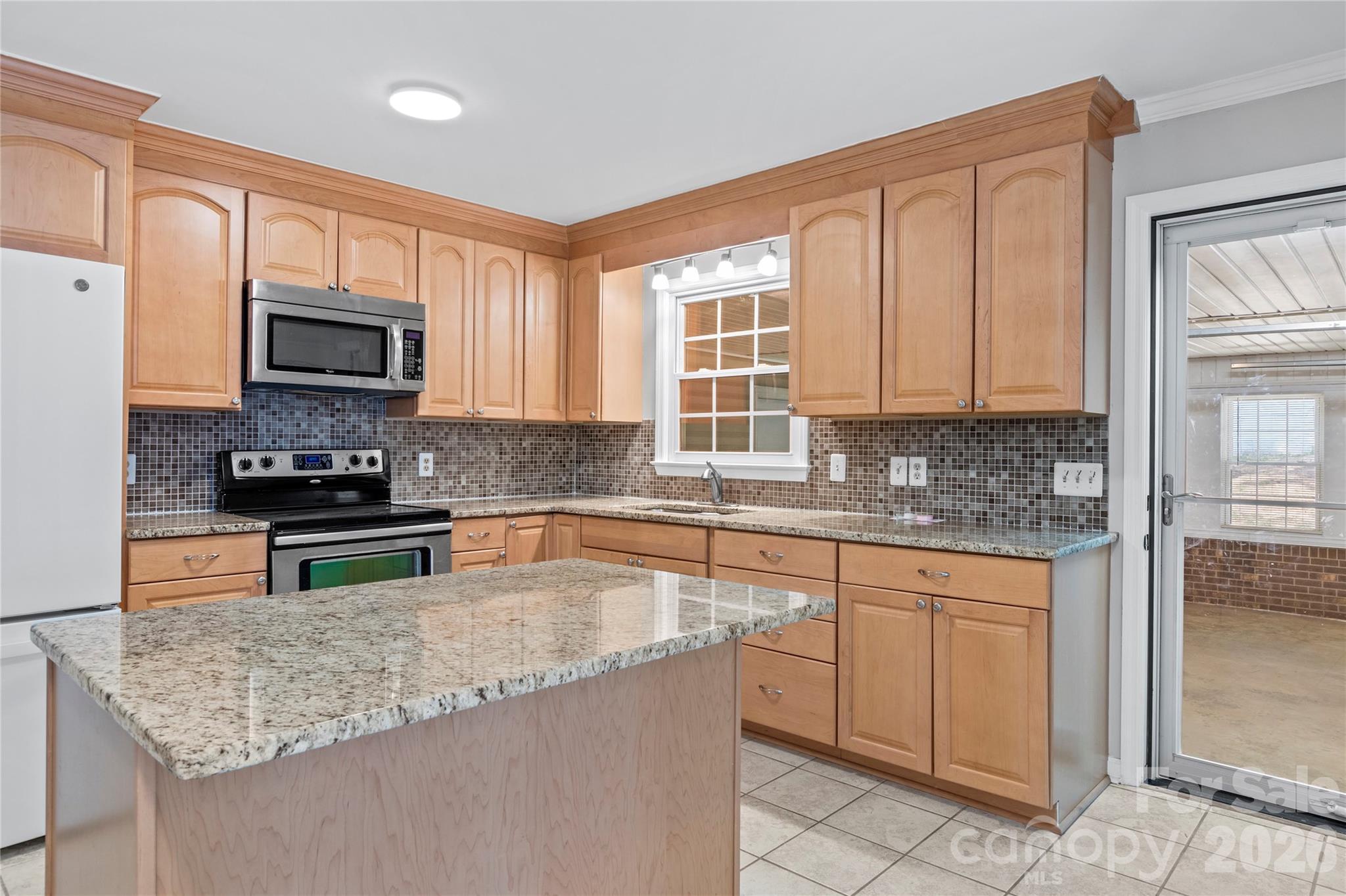 3545 N Lakeshore Drive — Clemmons