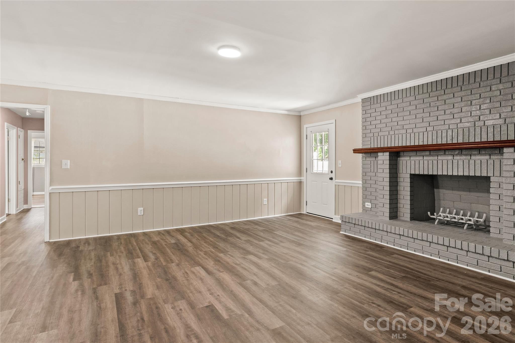 3545 N Lakeshore Drive — Clemmons