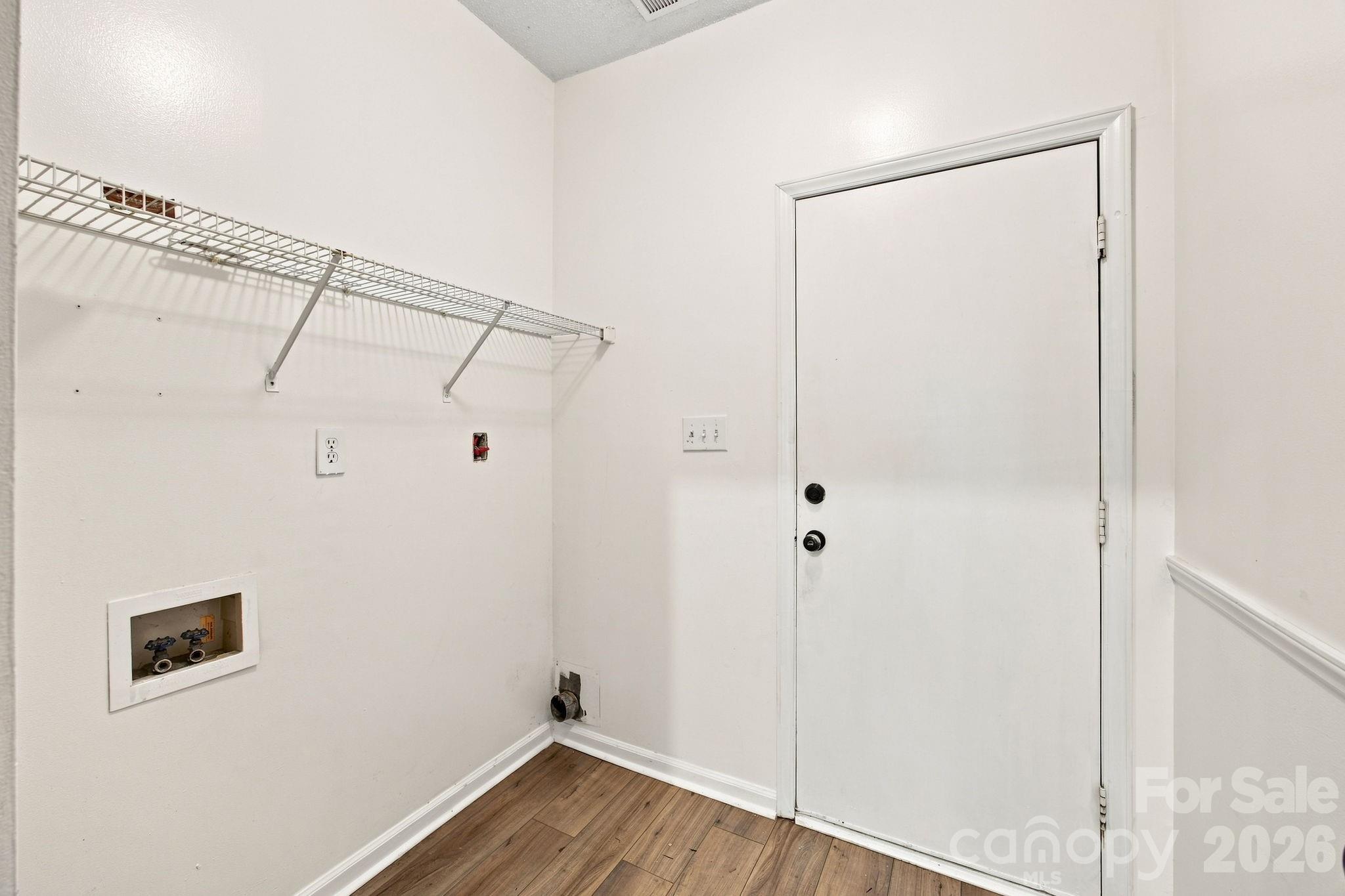 8927 Raven Park Drive — Charlotte