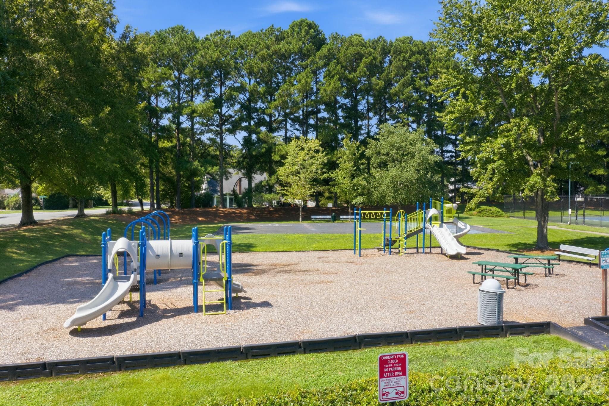 8927 Raven Park Drive — Charlotte