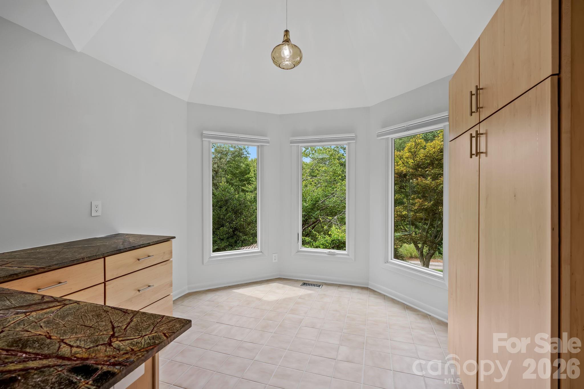 163 Woodburn Drive — Swannanoa