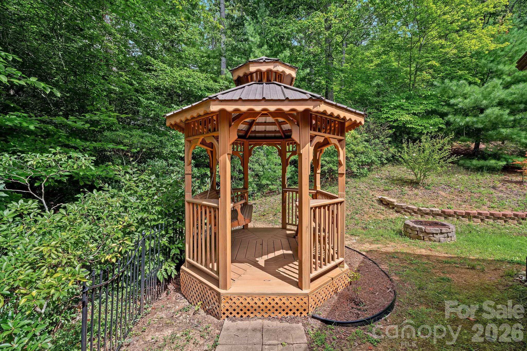 163 Woodburn Drive — Swannanoa