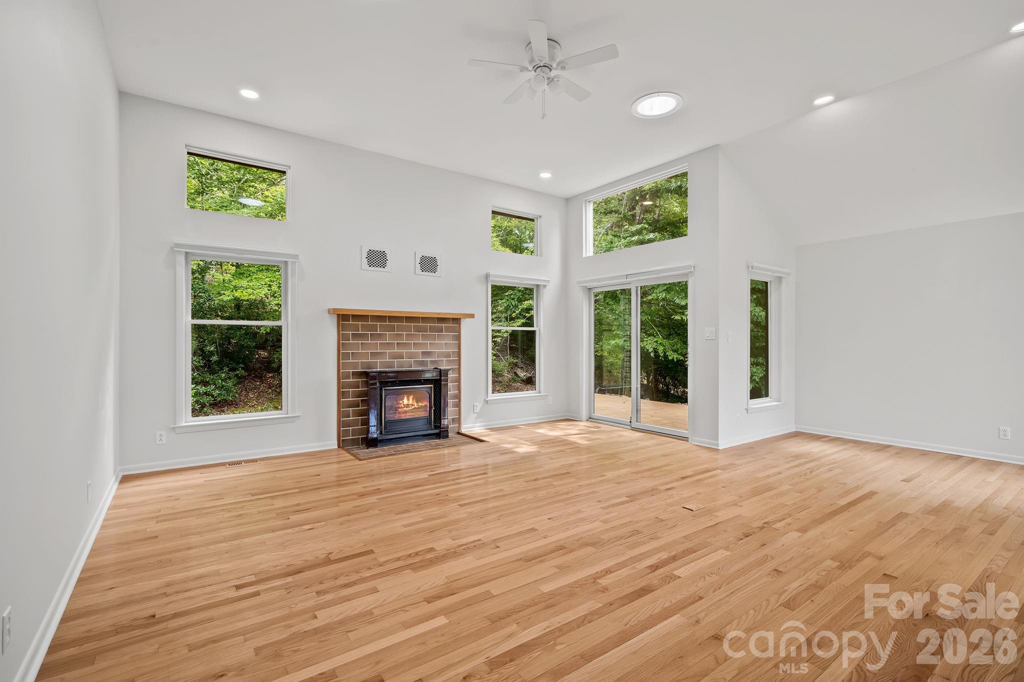 163 Woodburn Drive — Swannanoa