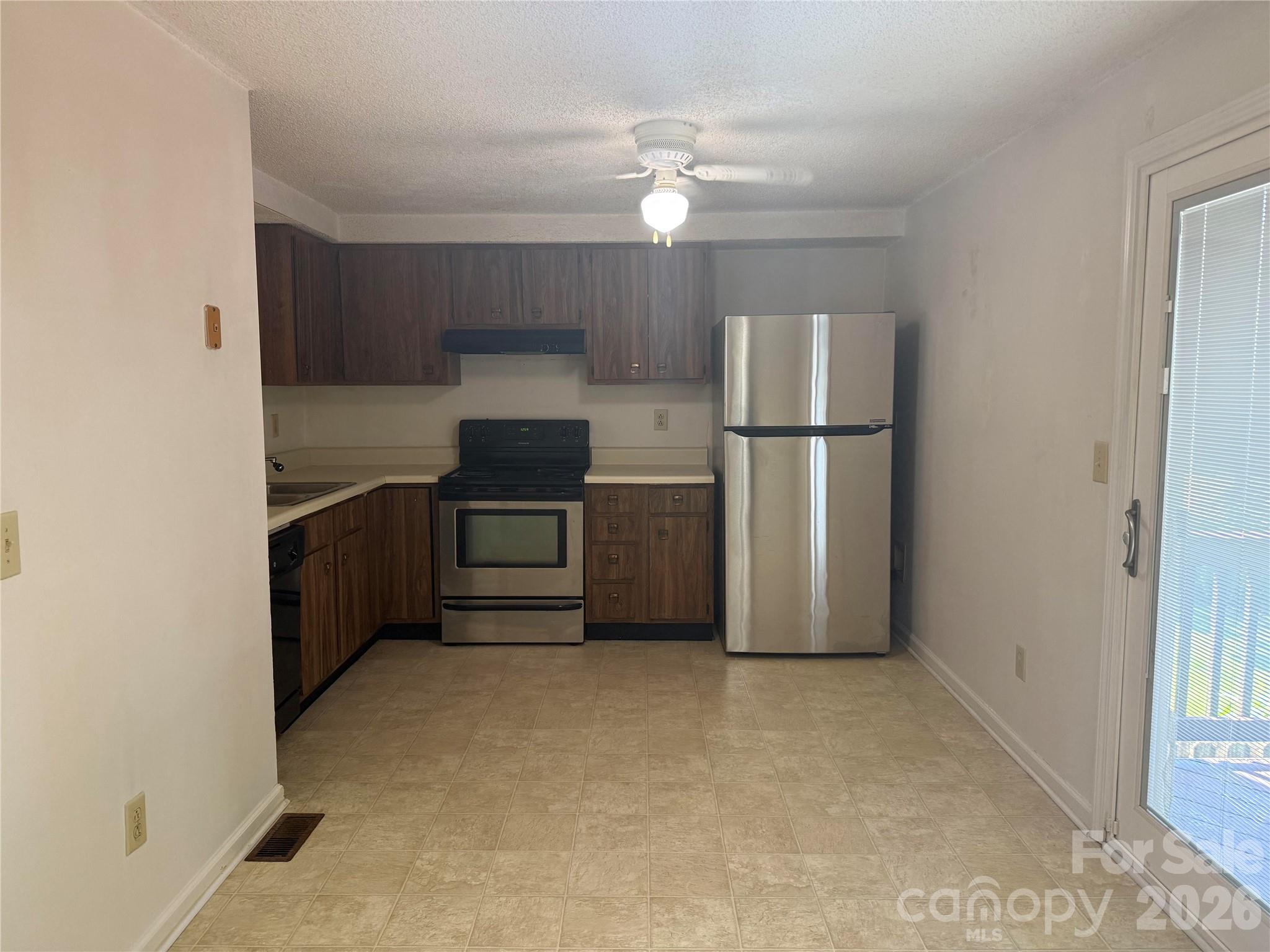 9762 Old Gate Drive — Matthews