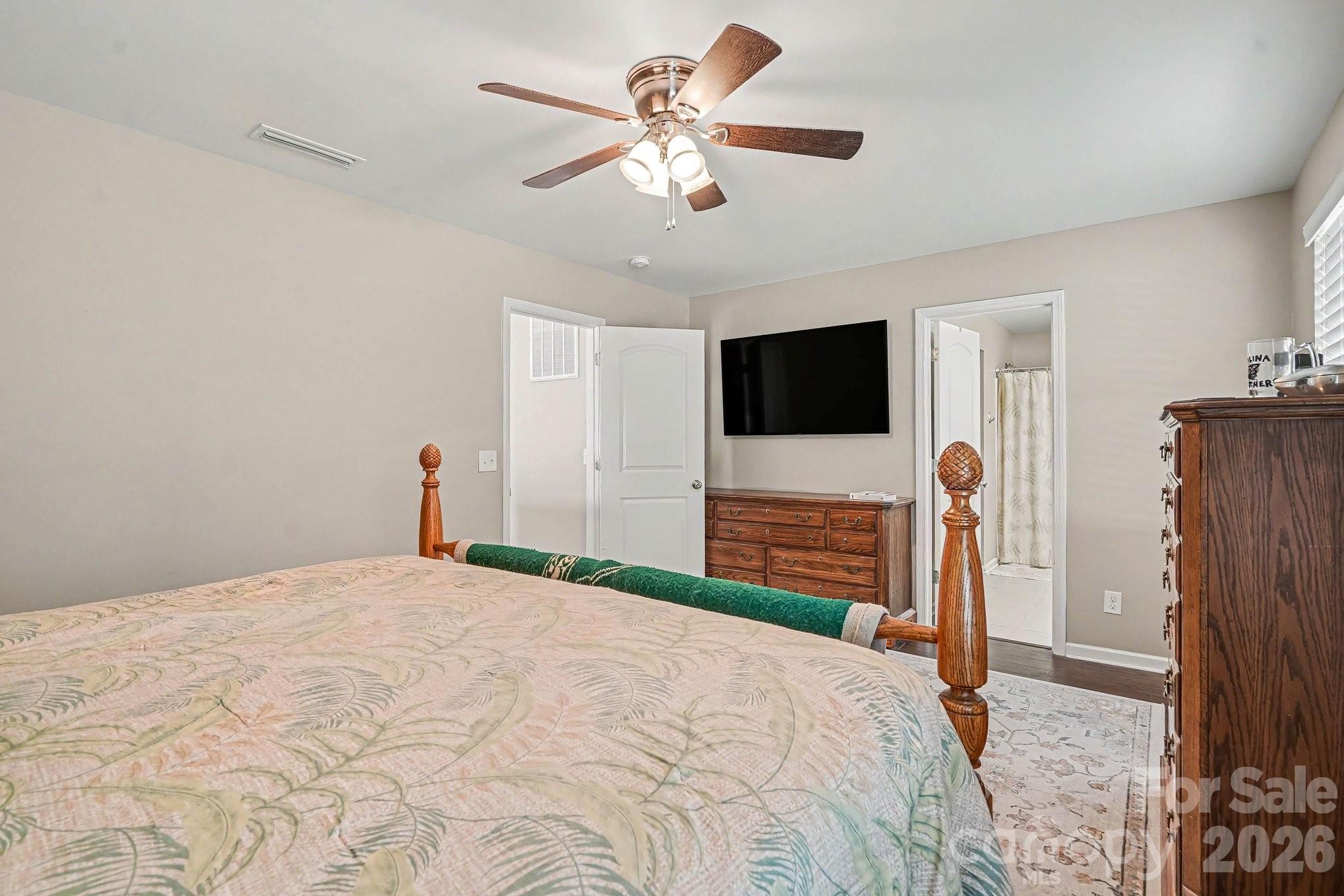 7420 Edgefield Court — Matthews