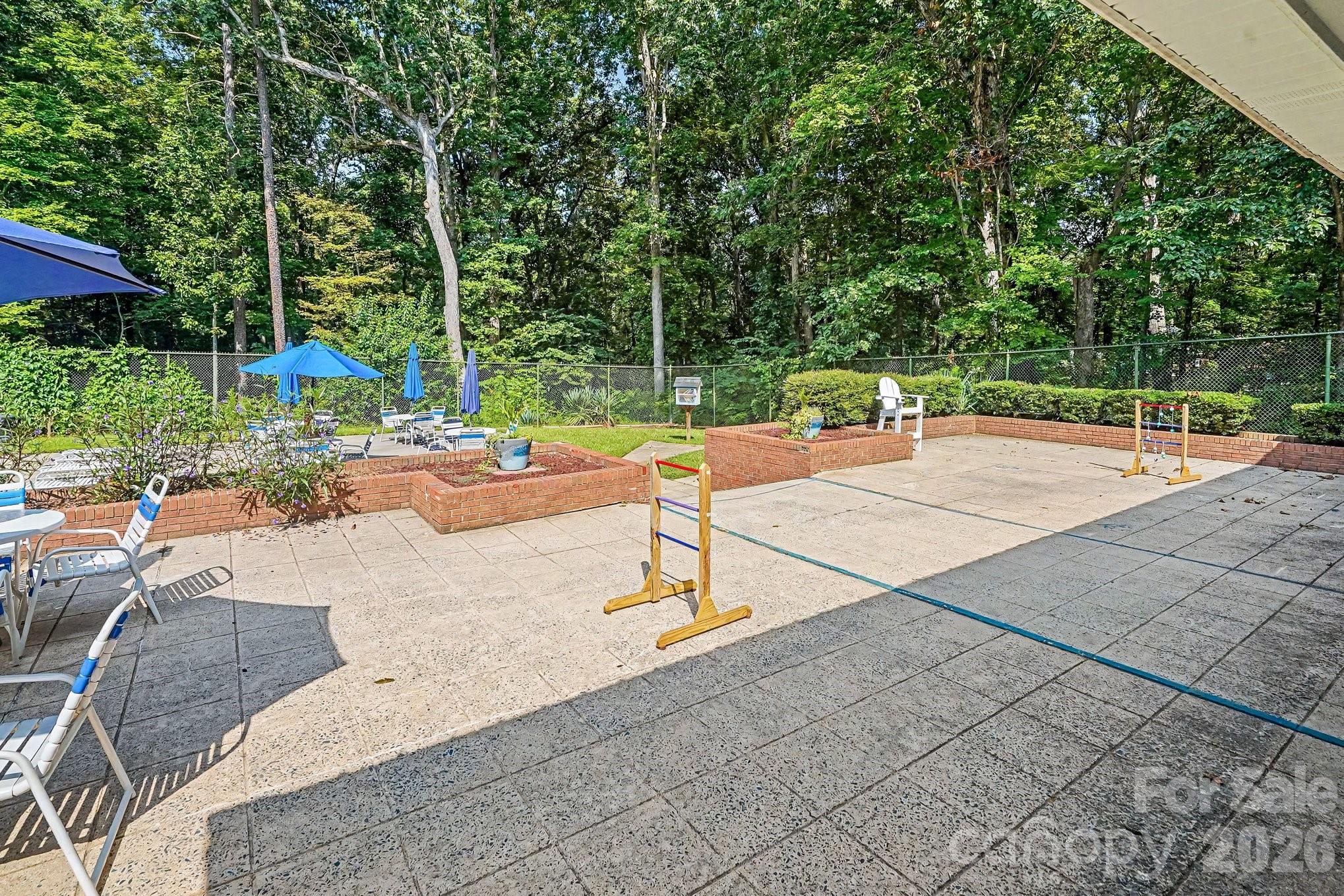 7420 Edgefield Court — Matthews