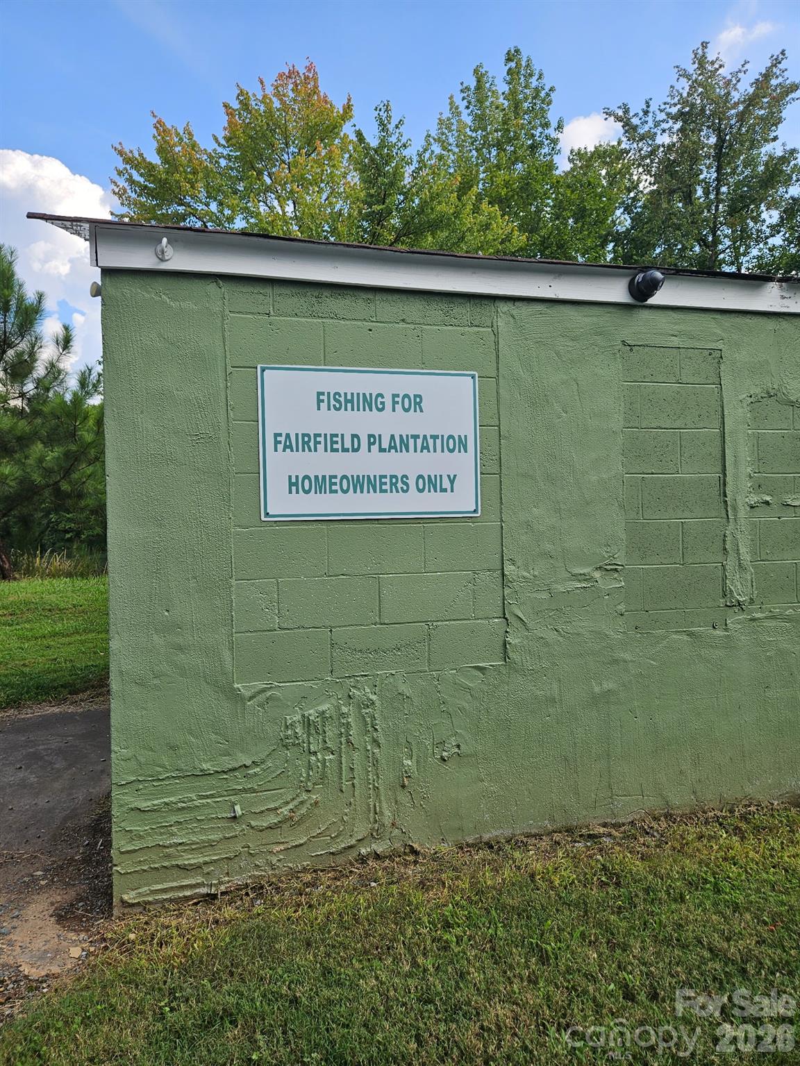 7420 Edgefield Court — Matthews