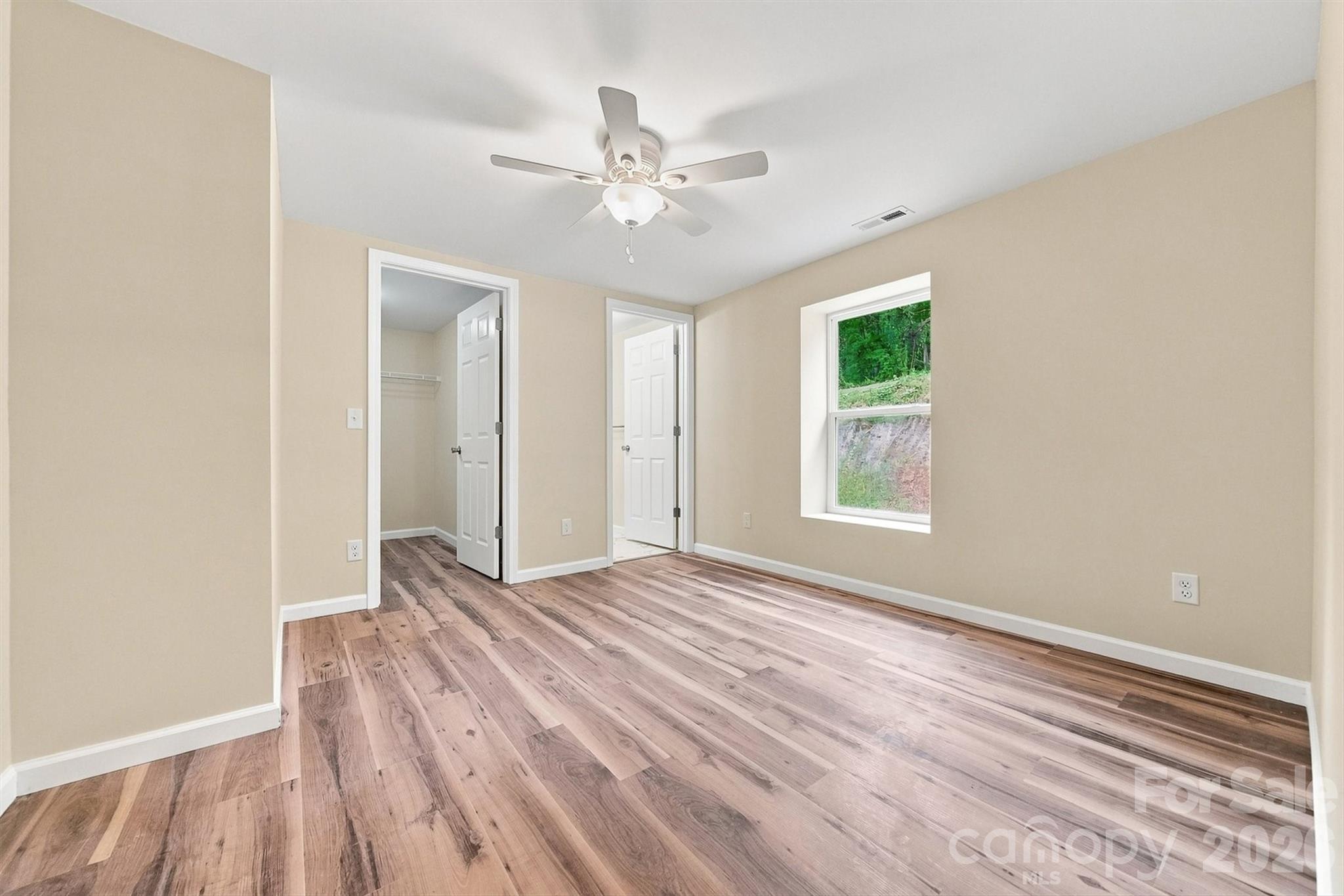 109 Countryside Drive SE — Lenoir