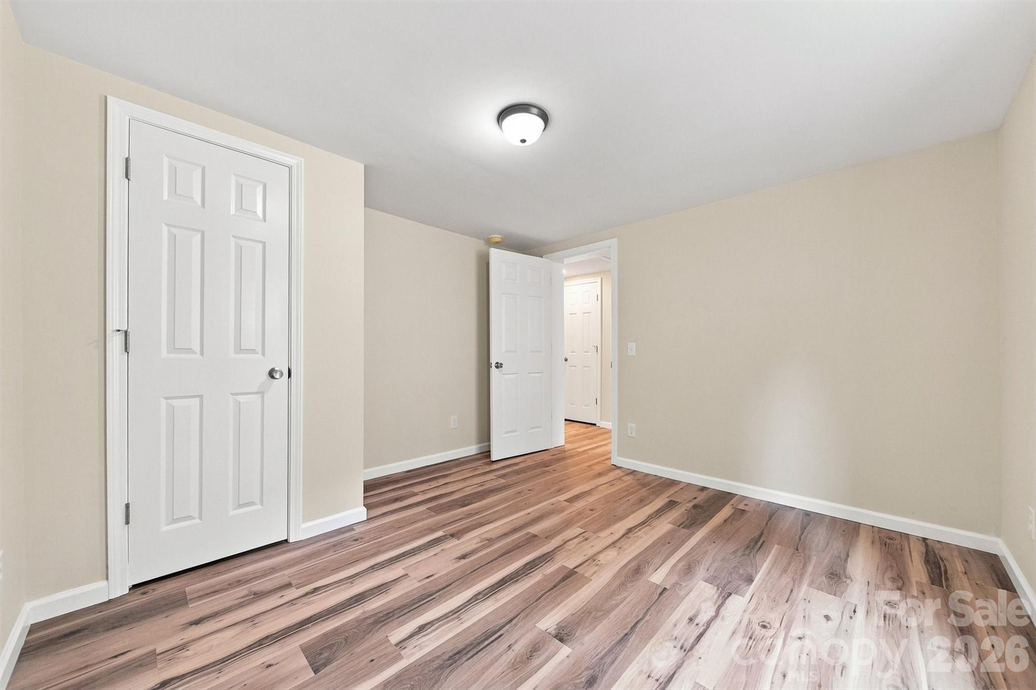 109 Countryside Drive SE — Lenoir