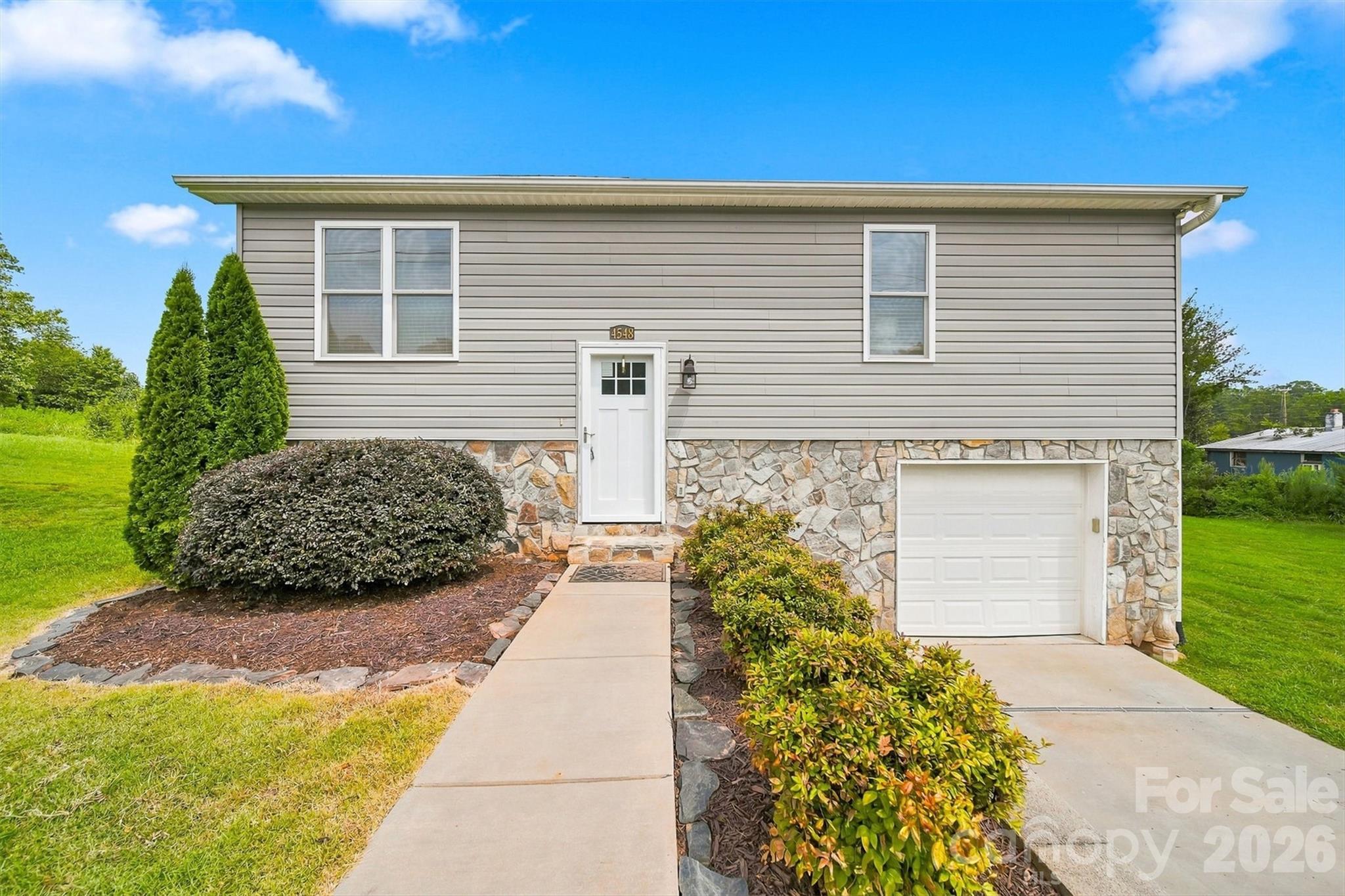 4548 Bethel Church Road — Hickory