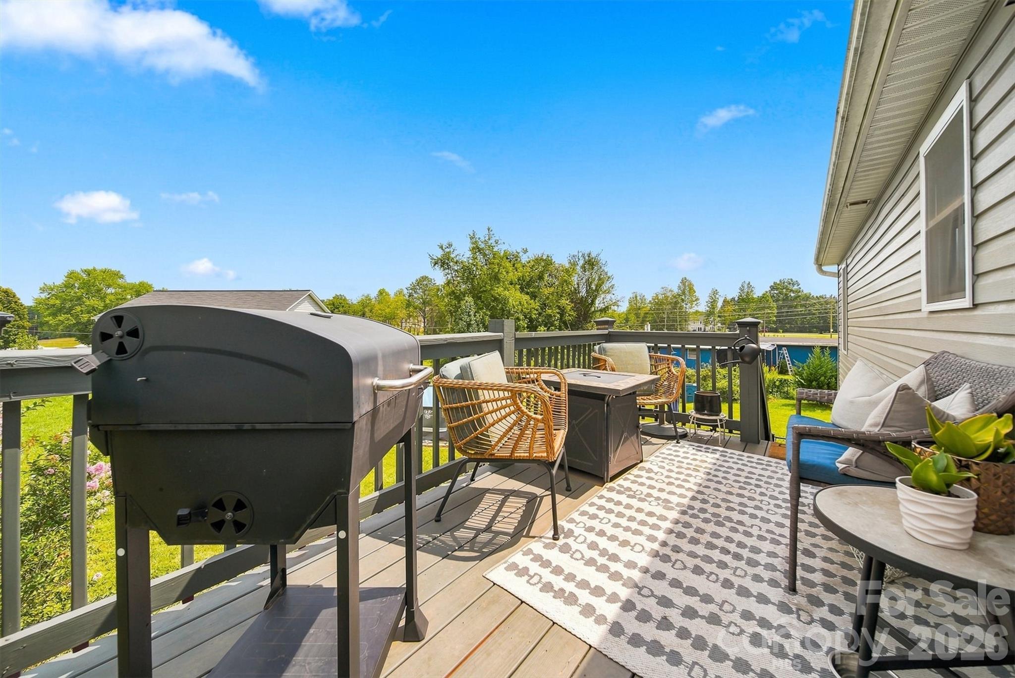 4548 Bethel Church Road — Hickory