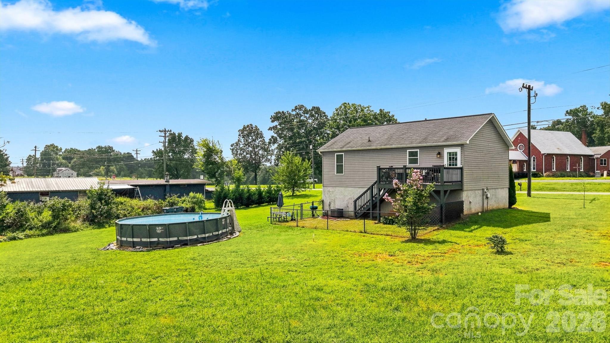 4548 Bethel Church Road — Hickory