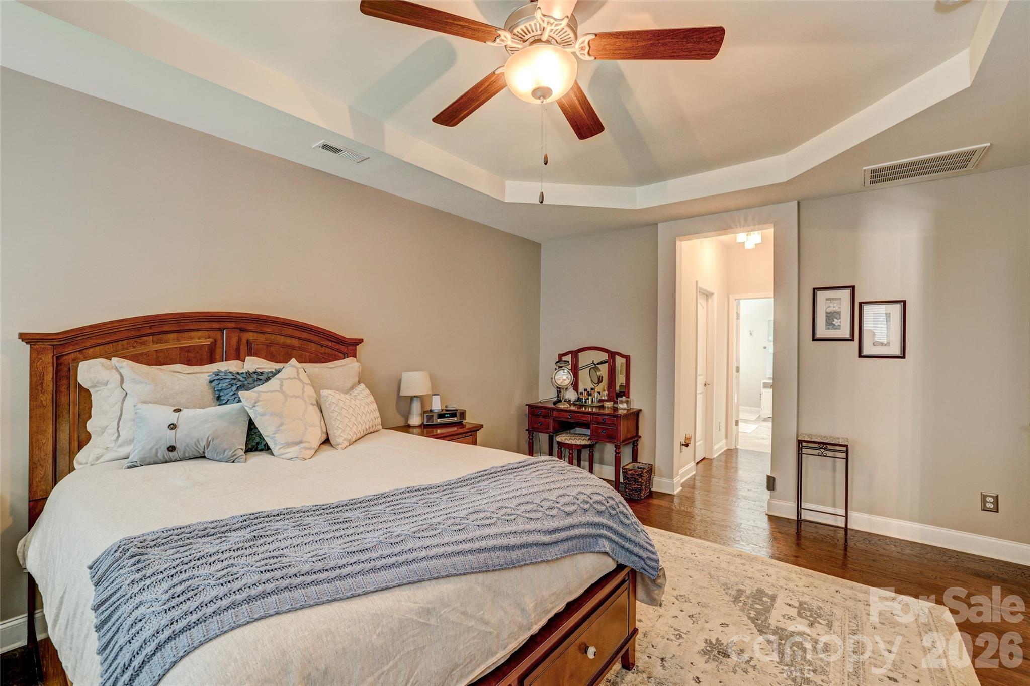 2084 Fuera Road — York