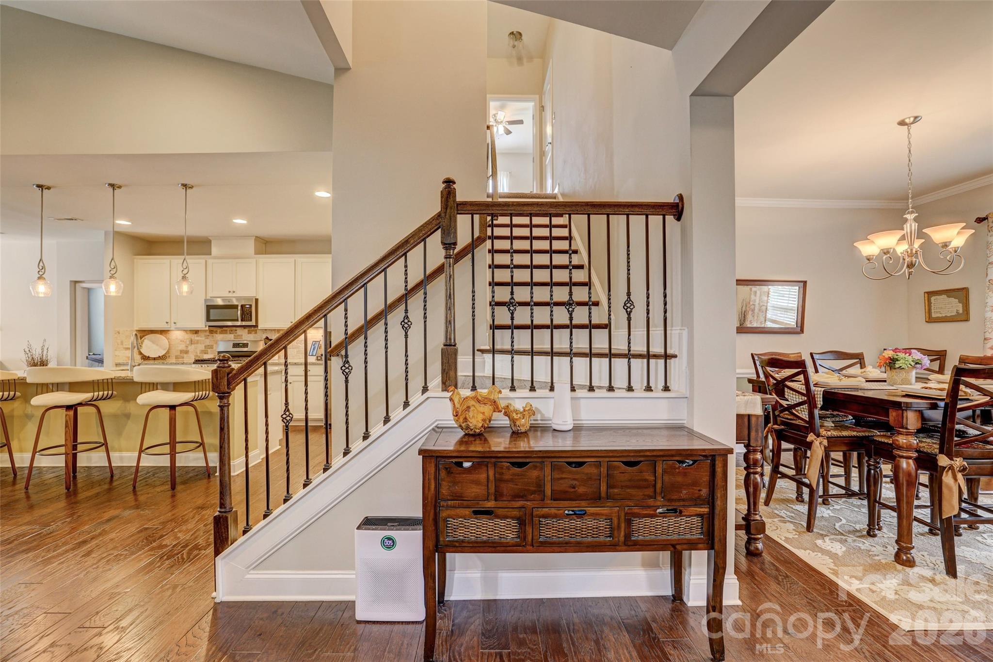 2084 Fuera Road — York