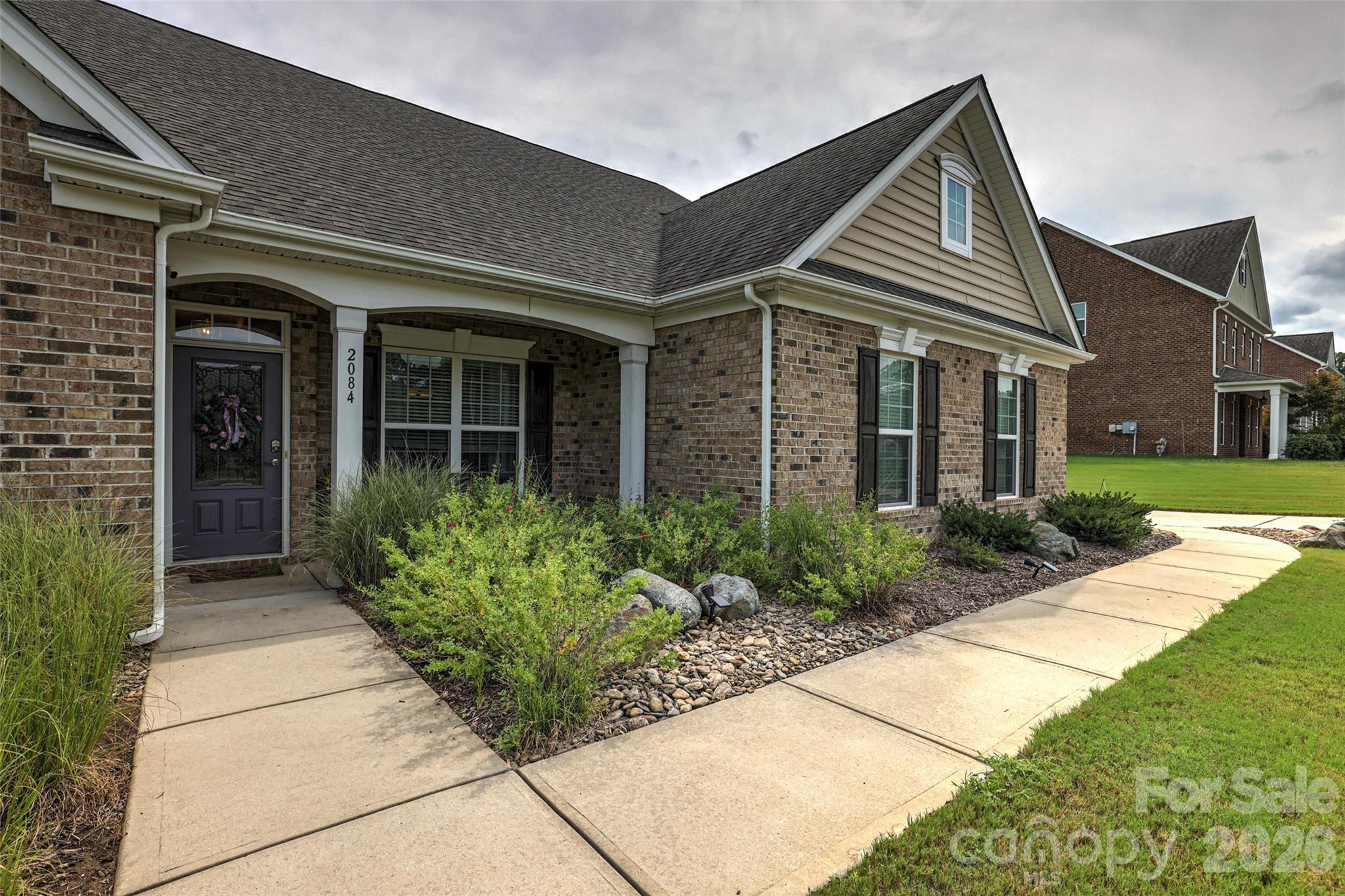 2084 Fuera Road — York