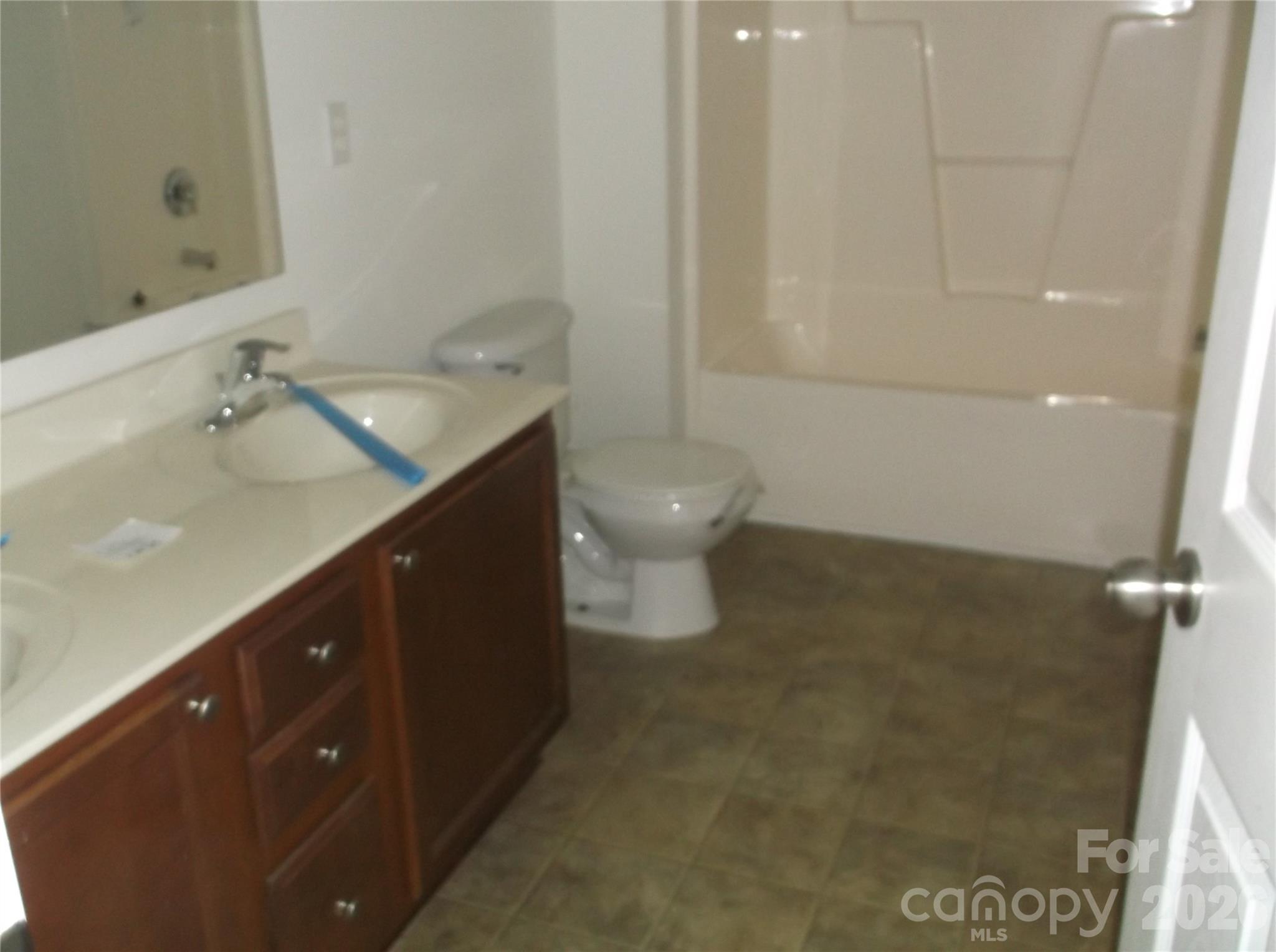 404 Smokehouse Lane — Albemarle