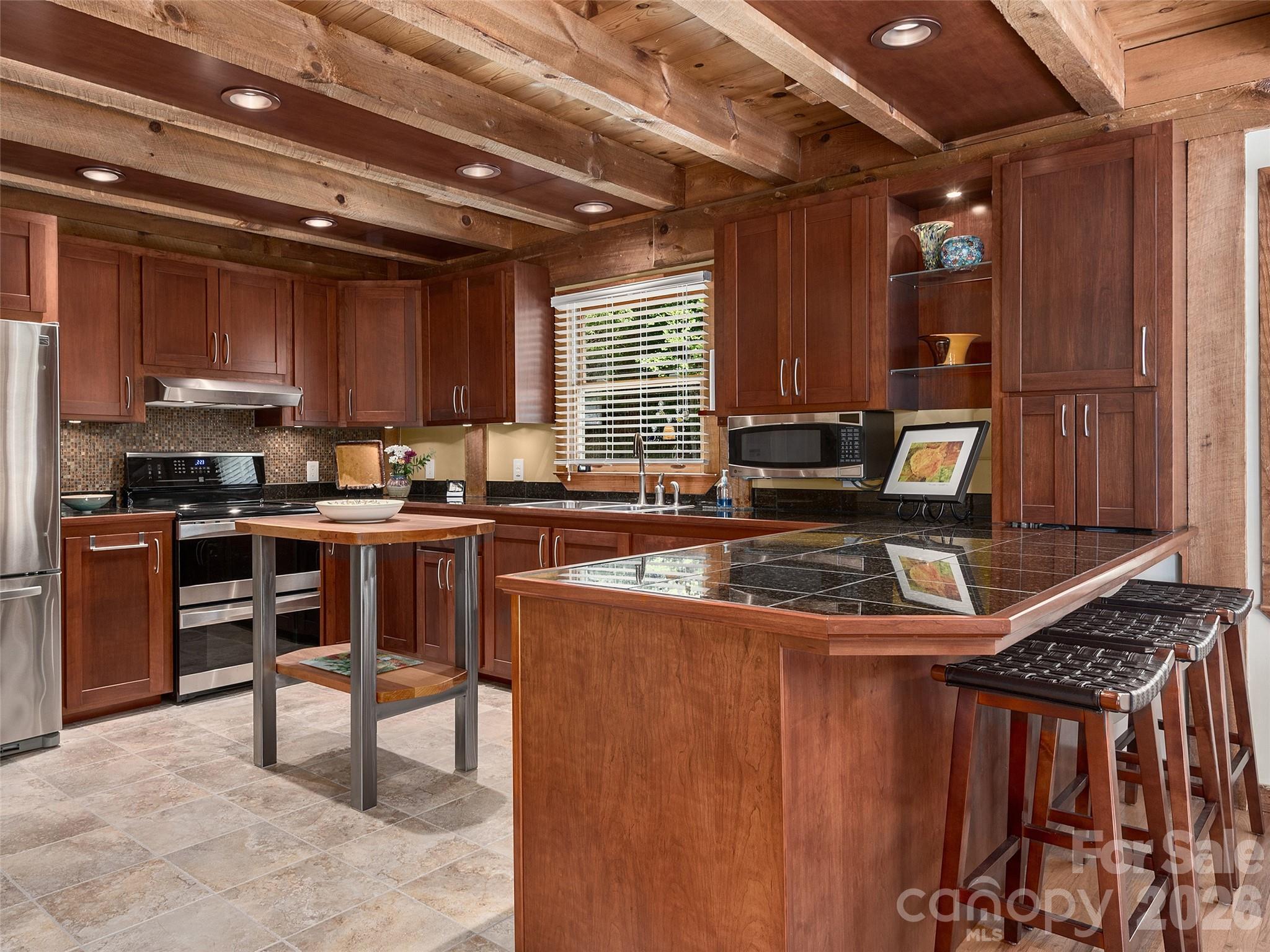 225 Long Branch Road — Swannanoa