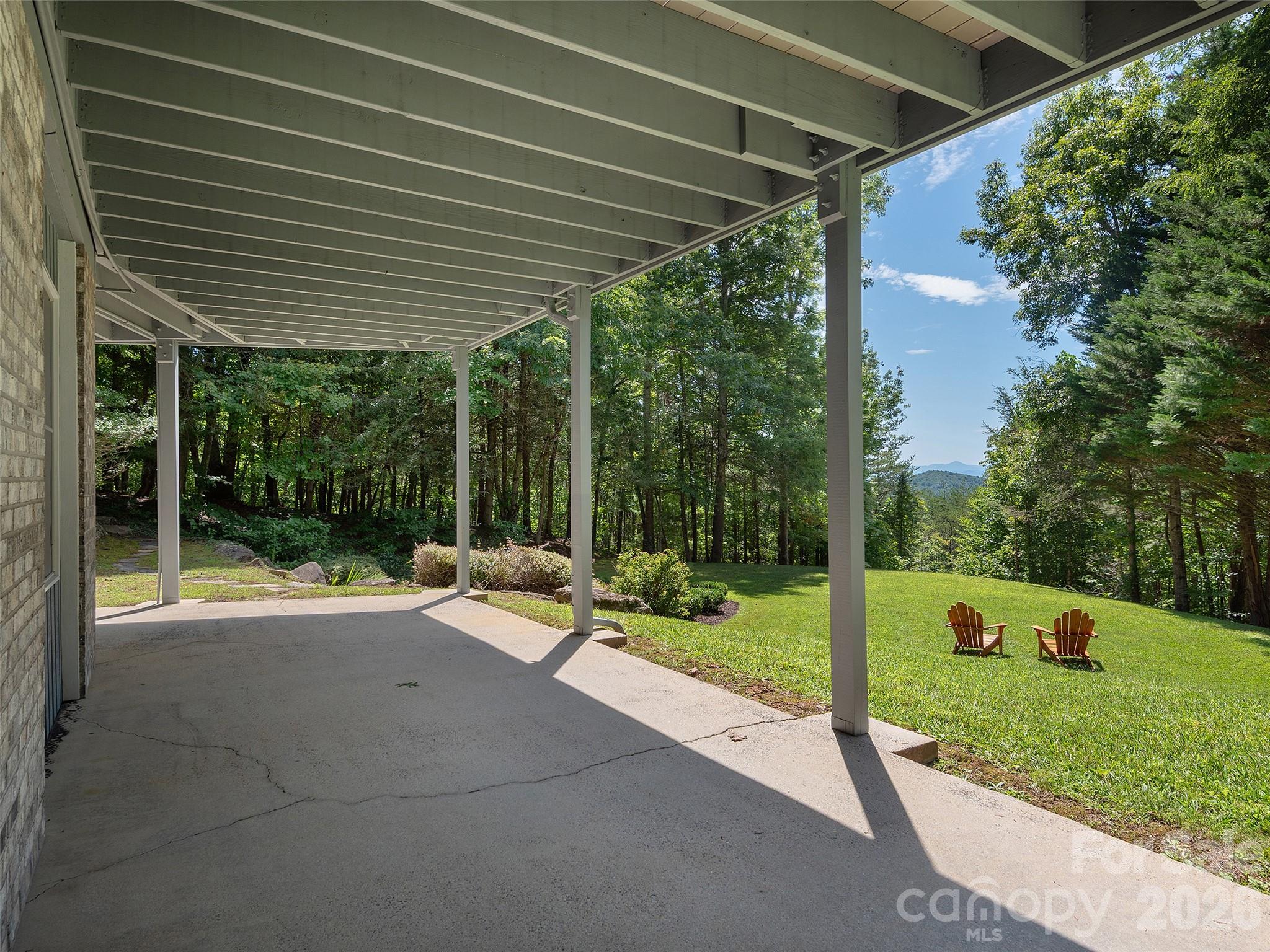 225 Long Branch Road — Swannanoa