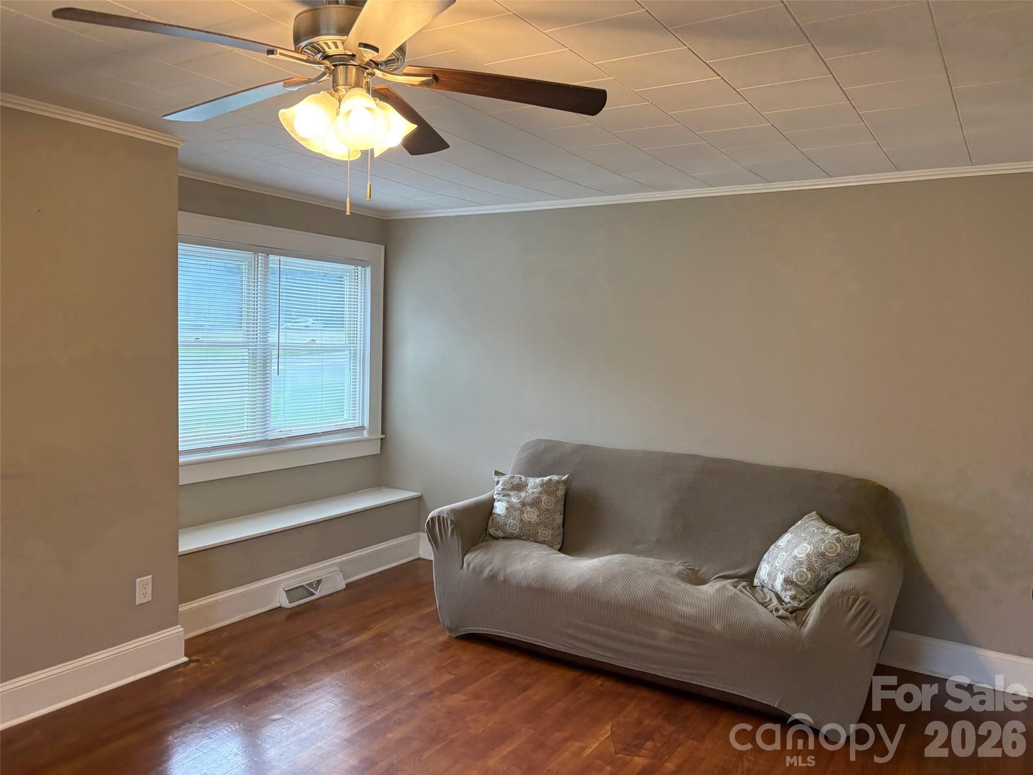 316 E Statesville Avenue — Mooresville