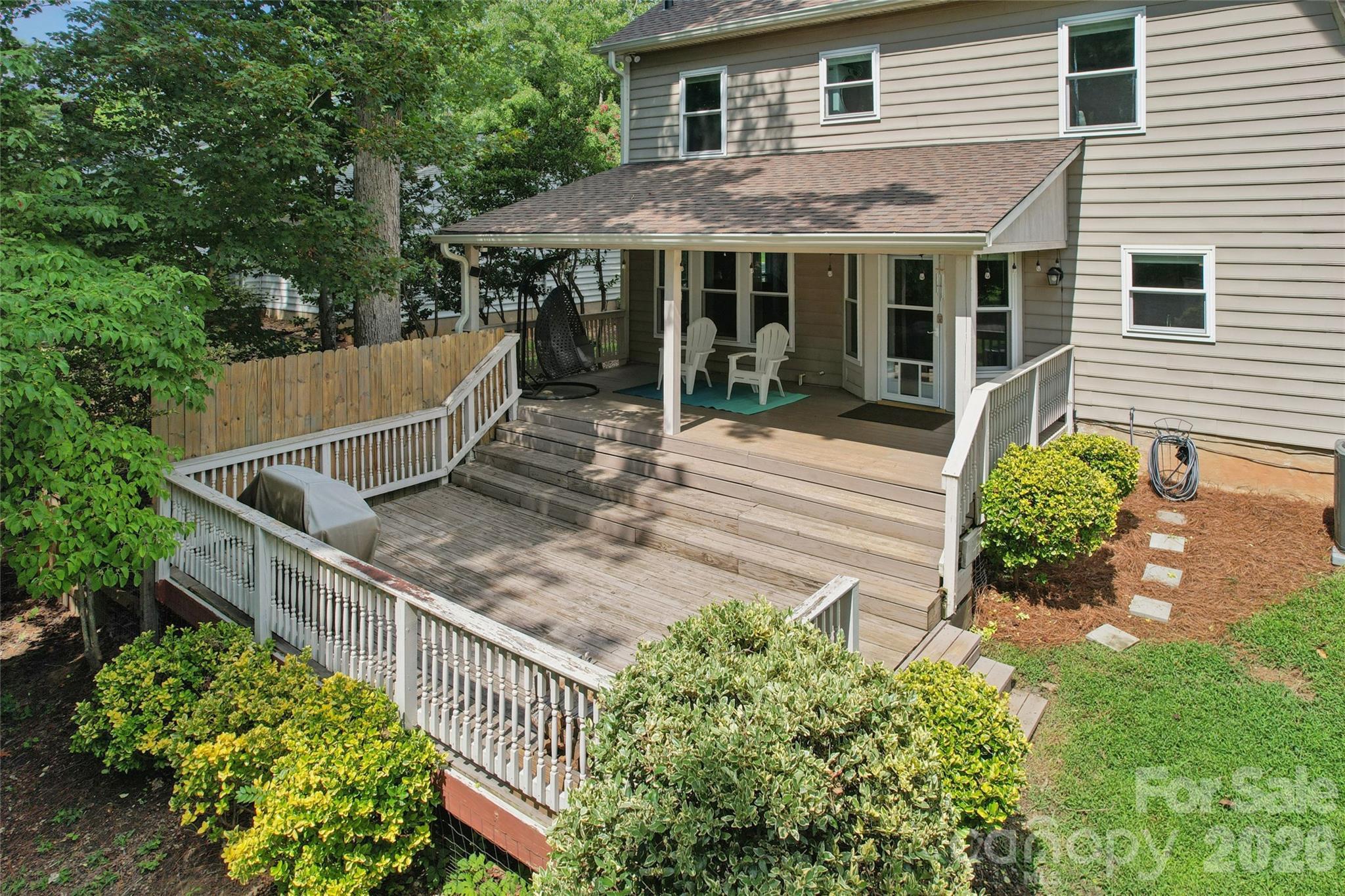 12501 Diamond Drive — Pineville