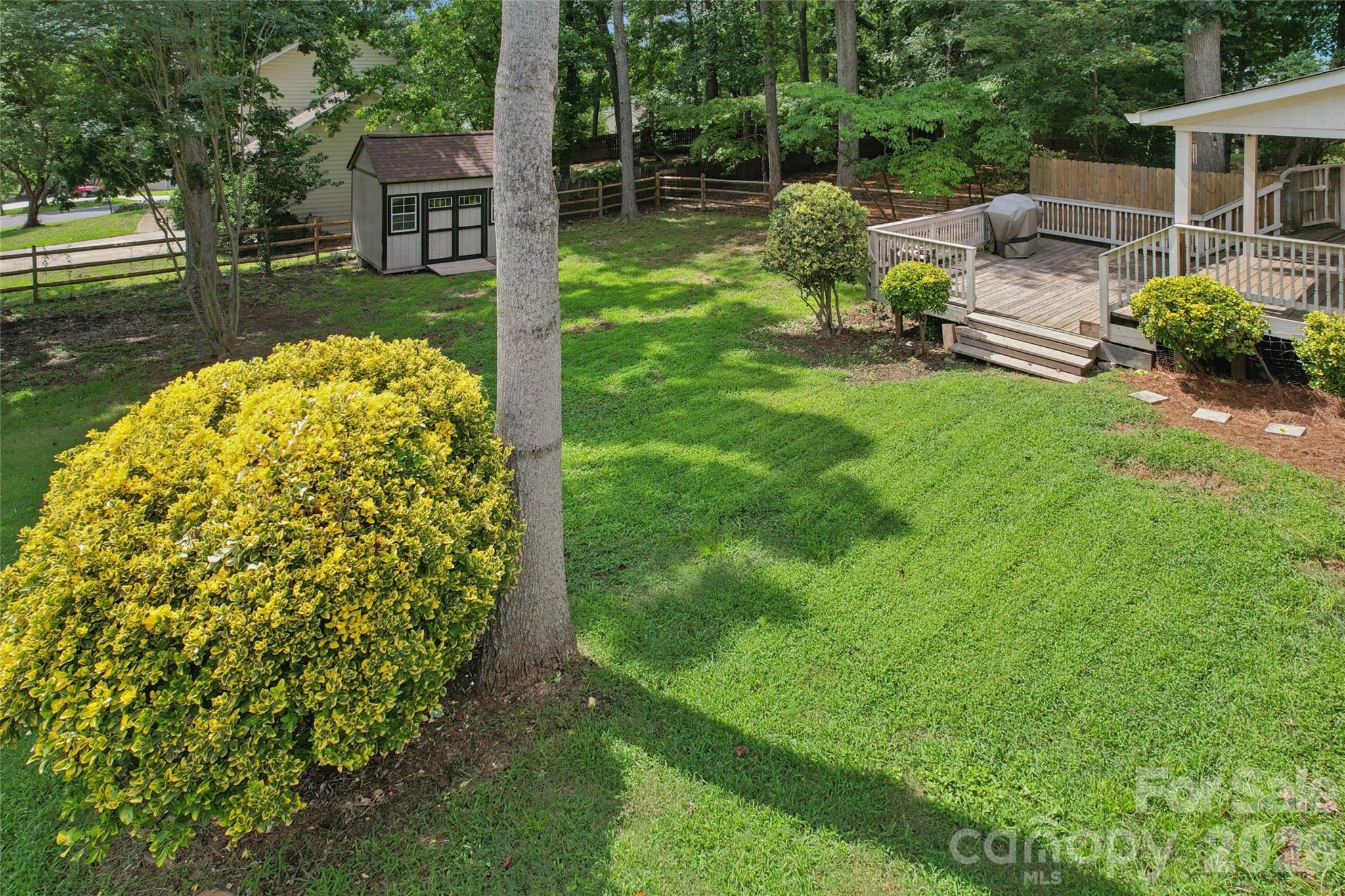 12501 Diamond Drive — Pineville