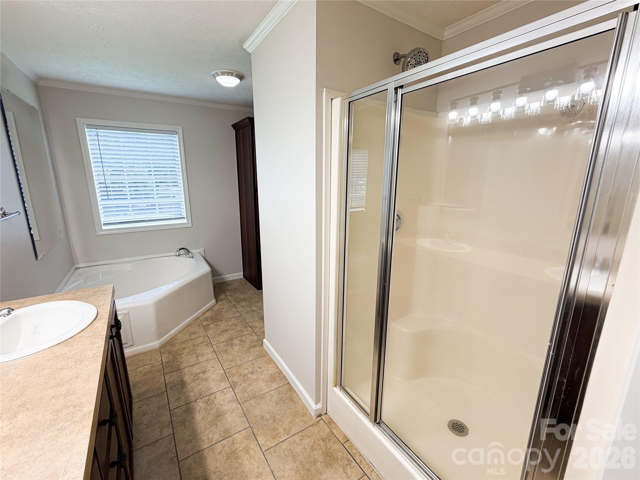 3556 Oakwood Avenue — Claremont