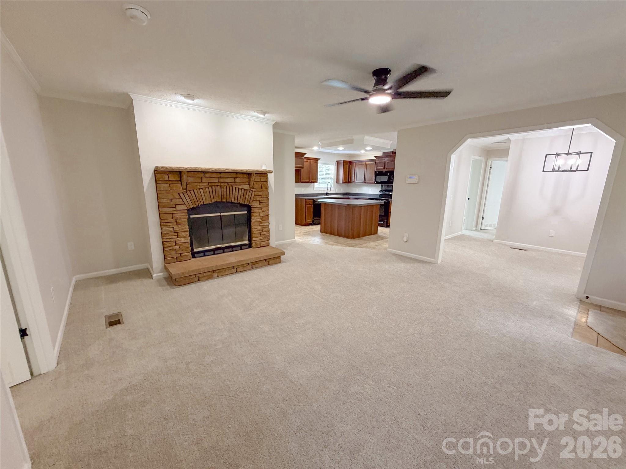 3556 Oakwood Avenue — Claremont