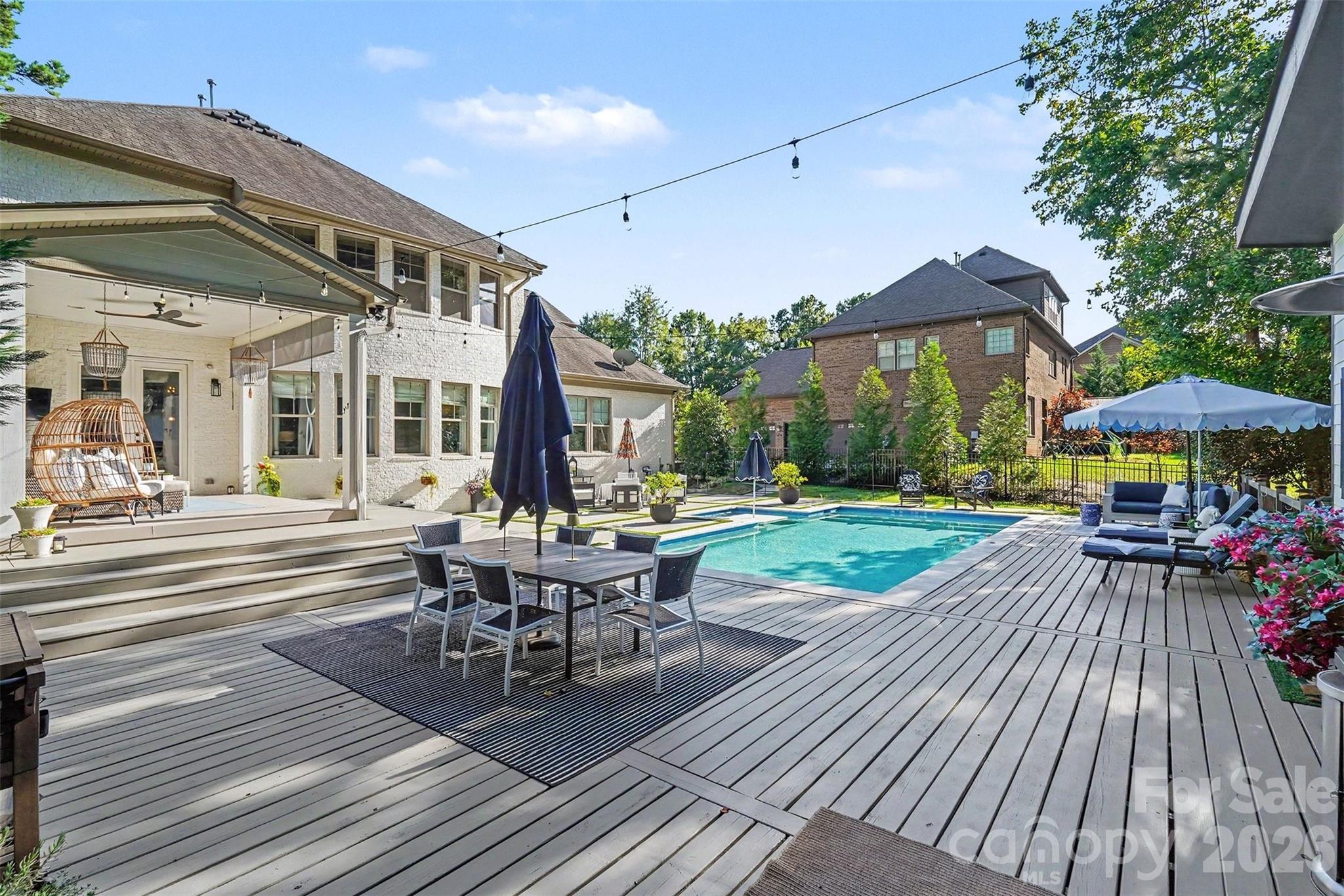 15304 Wyndham Oaks Drive — Charlotte