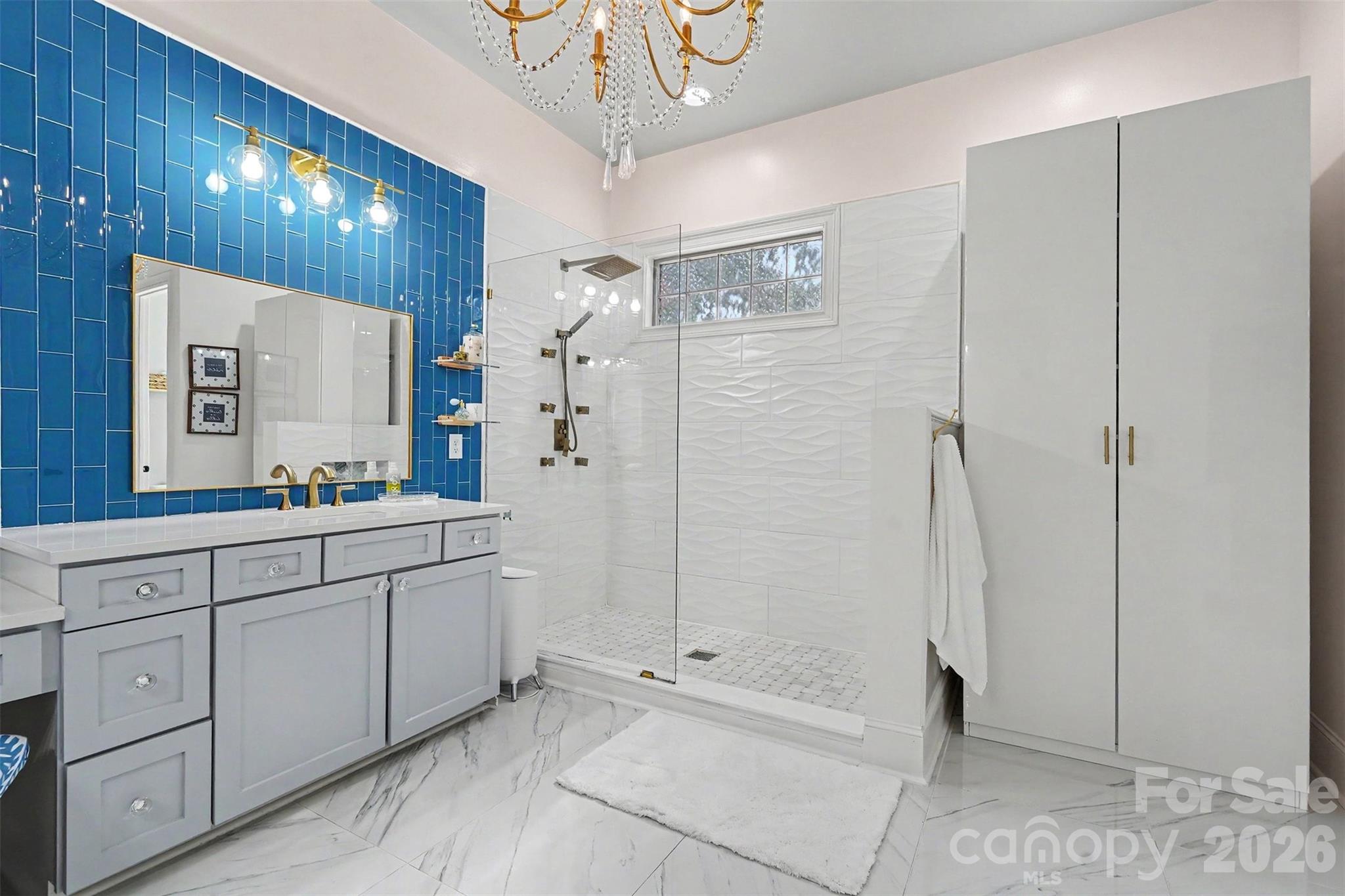 15304 Wyndham Oaks Drive — Charlotte