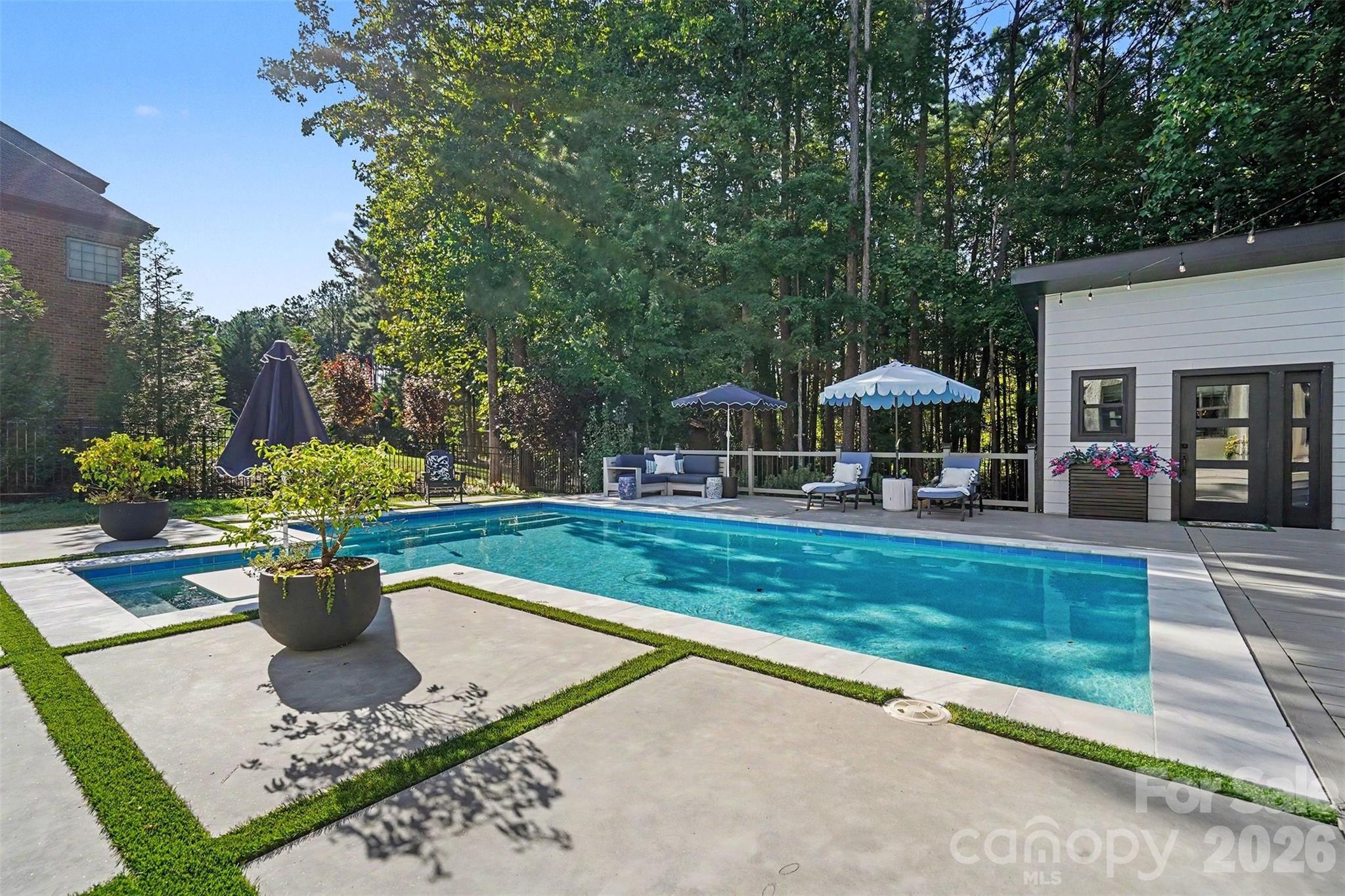 15304 Wyndham Oaks Drive — Charlotte