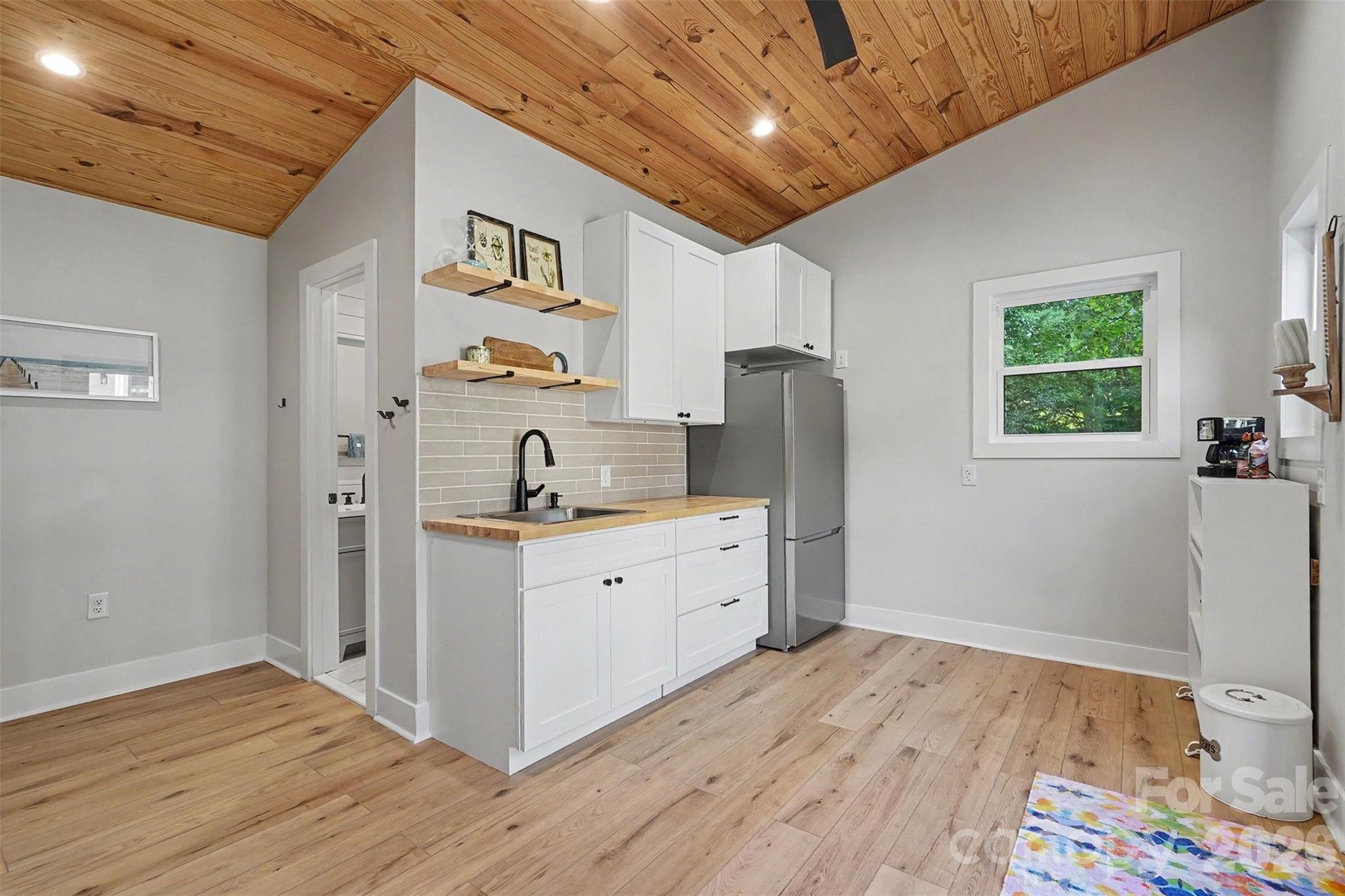 15304 Wyndham Oaks Drive — Charlotte