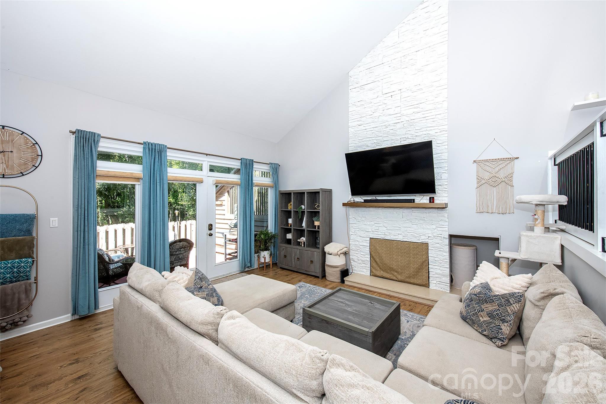 4132 Charlotte Highway #C — Lake Wylie