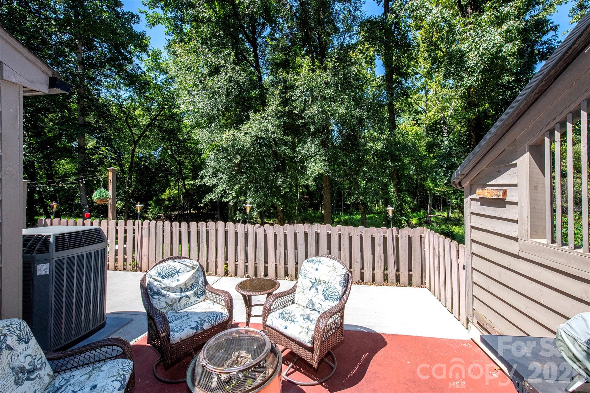 4132 Charlotte Highway #C — Lake Wylie