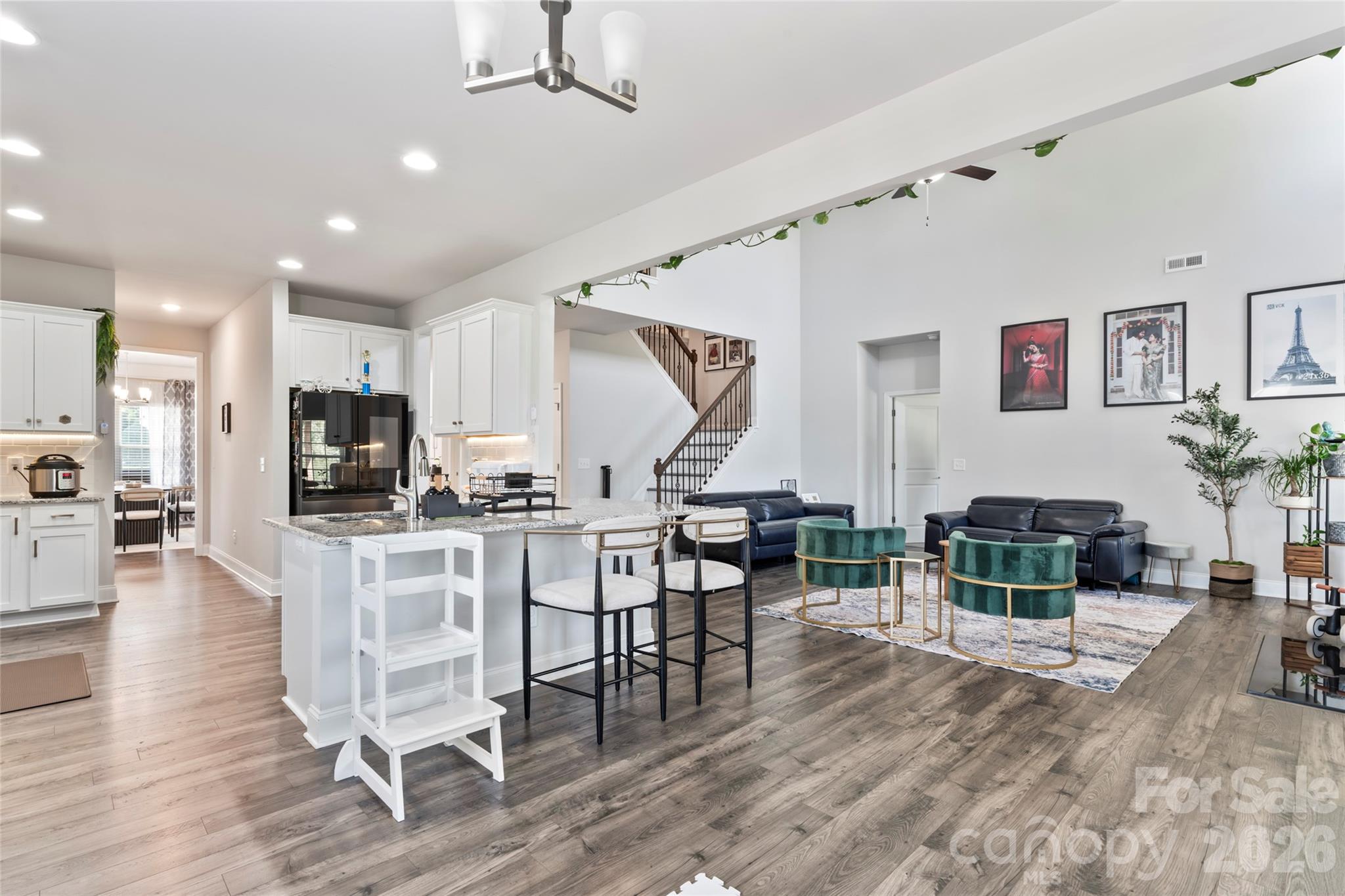 11732 Glenwood Drive — Locust