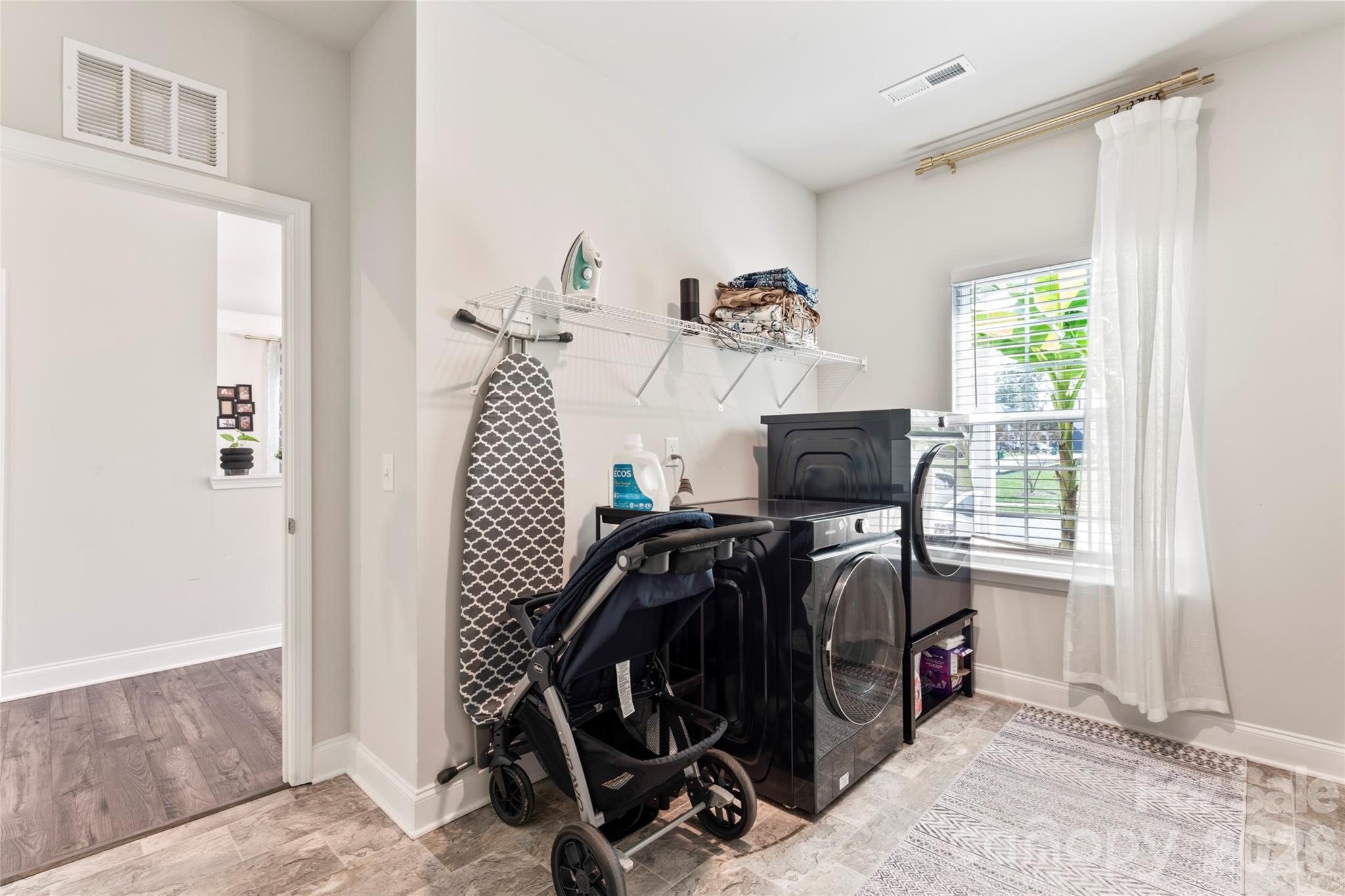 11732 Glenwood Drive — Locust