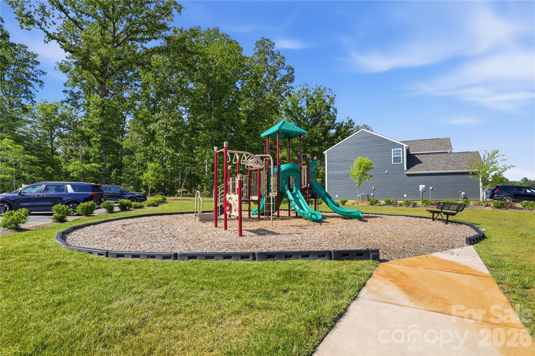 140 North Hill Lane — Troutman
