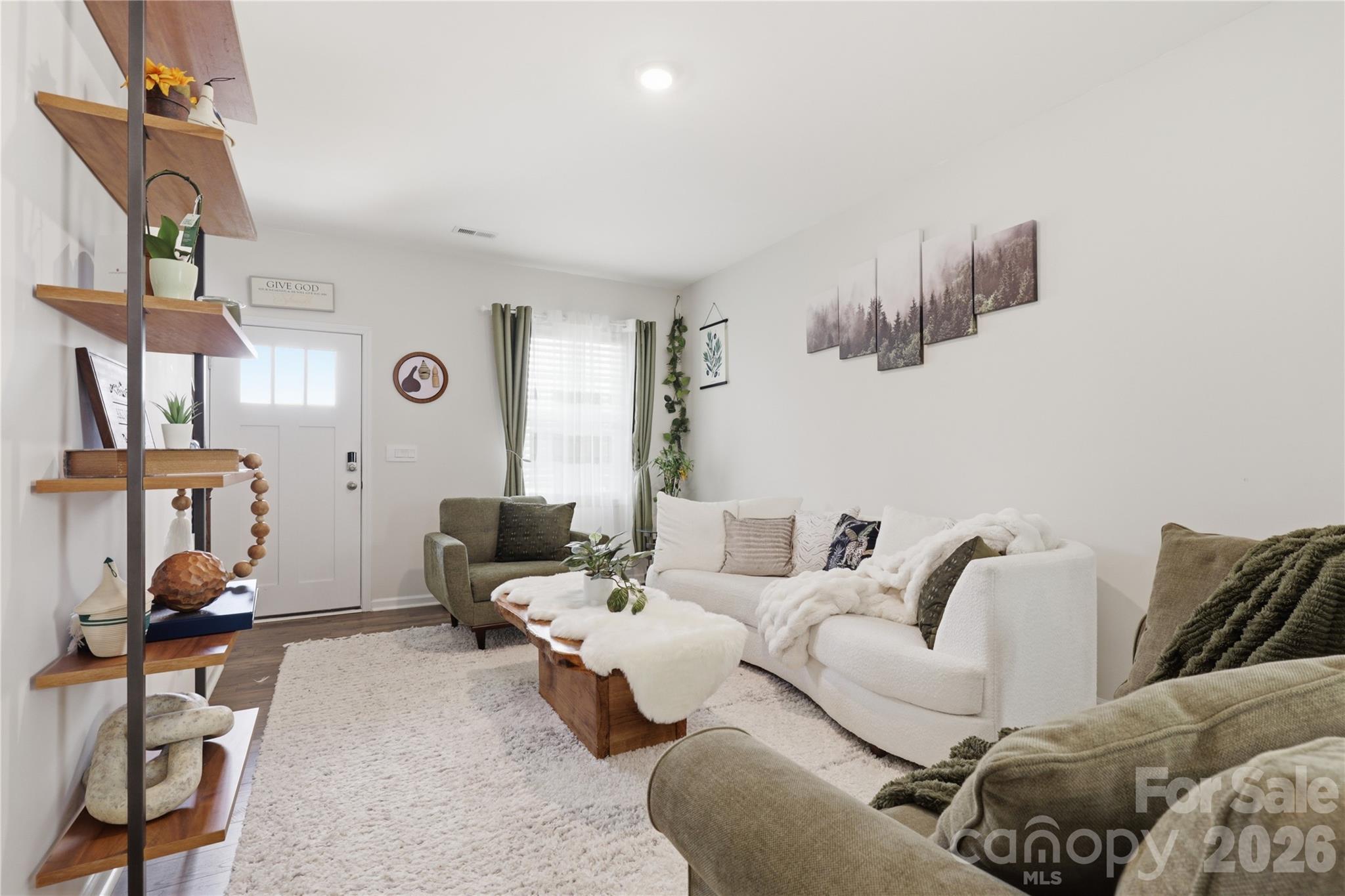 140 North Hill Lane — Troutman