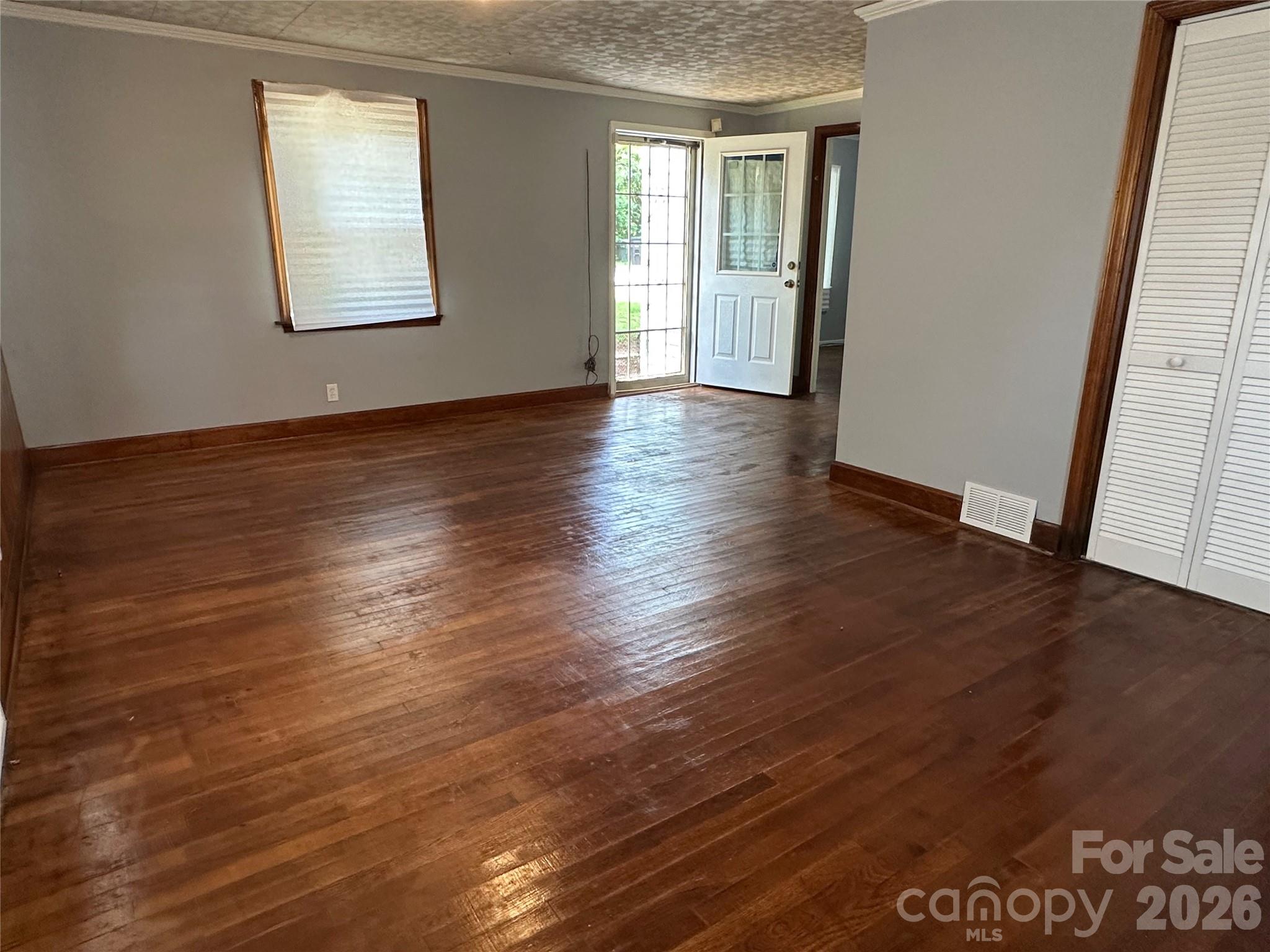 1012 Louise Road — Winston Salem