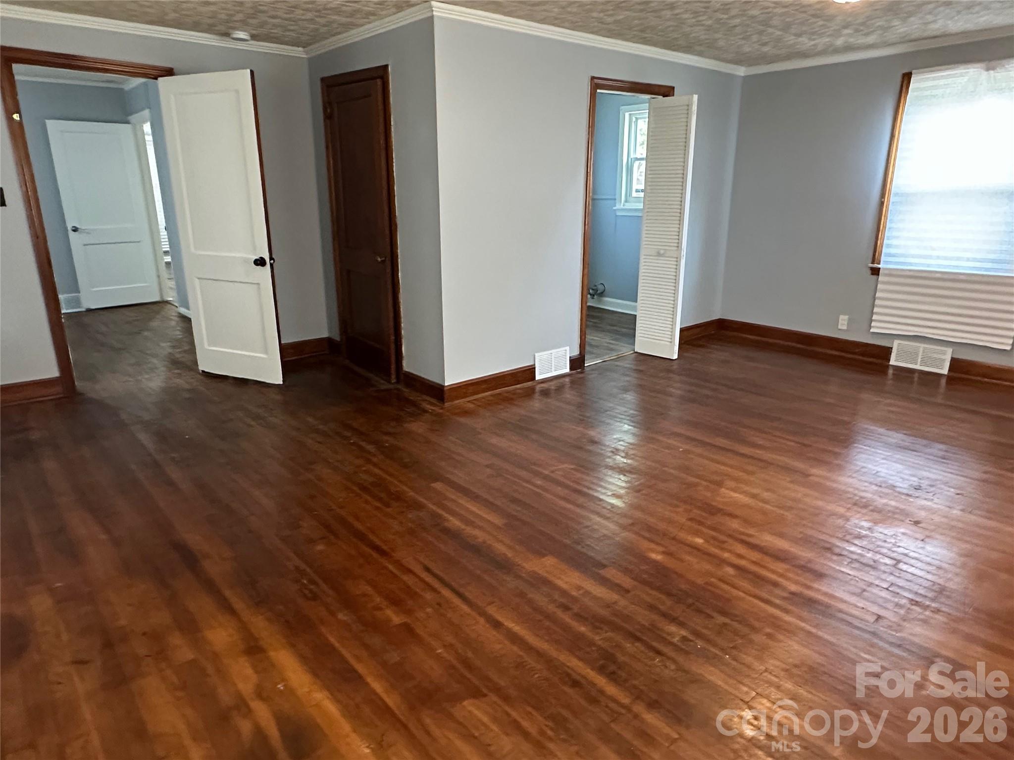 1012 Louise Road — Winston Salem
