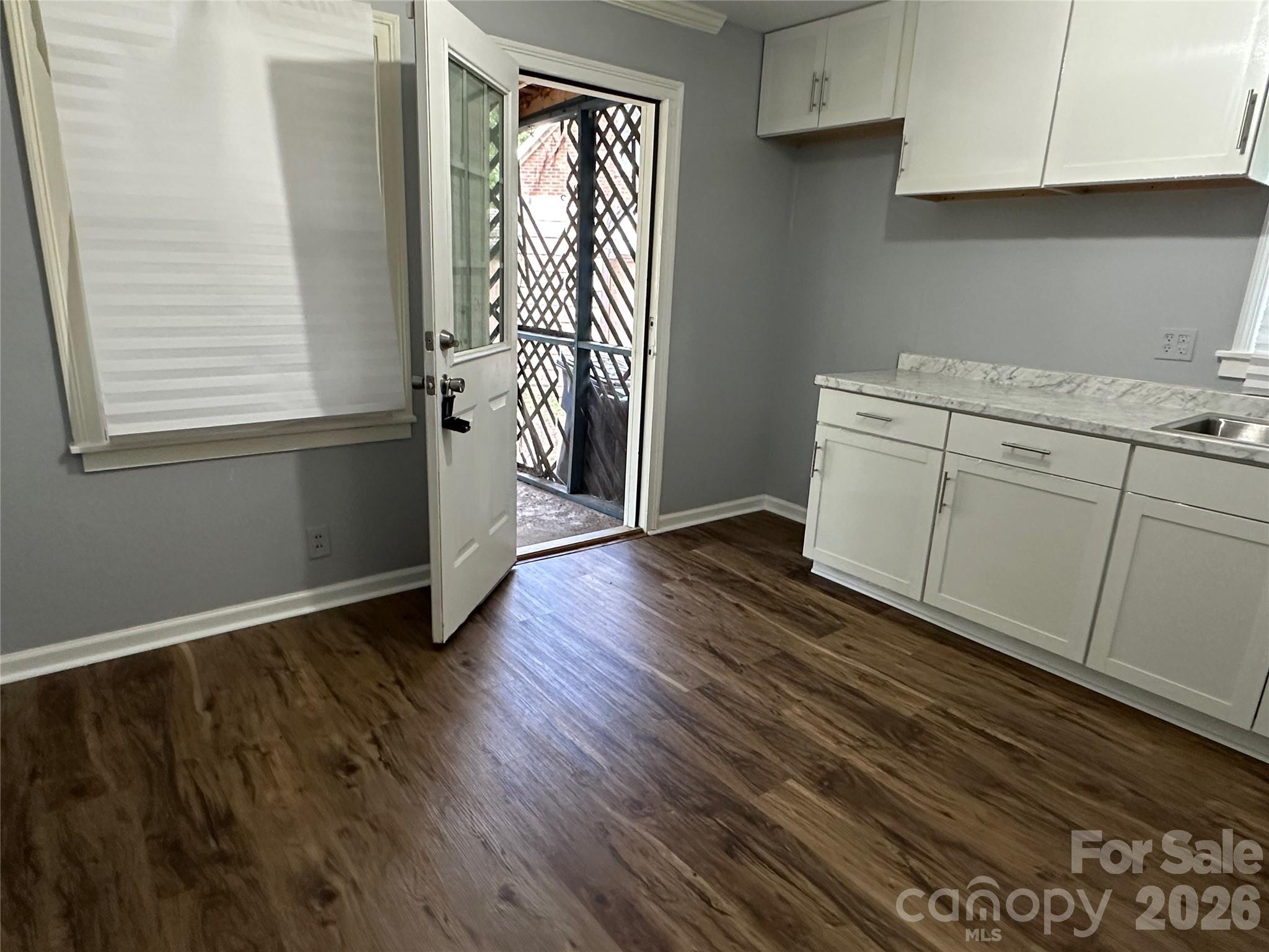 1012 Louise Road — Winston Salem