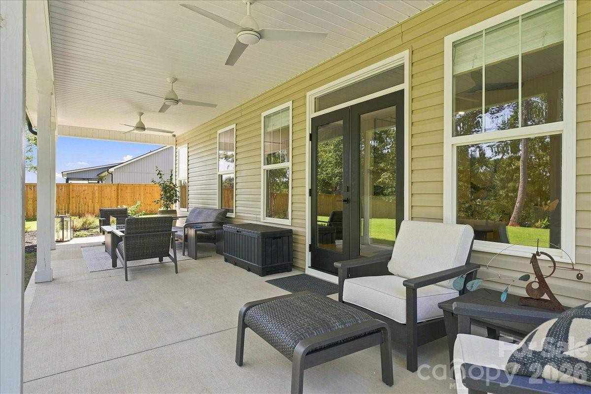 16 Marion Meadow Lane — Travelers Rest