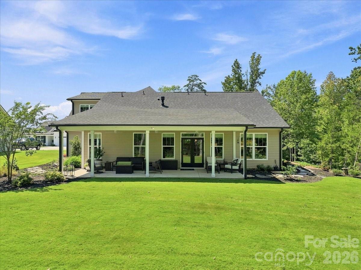 16 Marion Meadow Lane — Travelers Rest